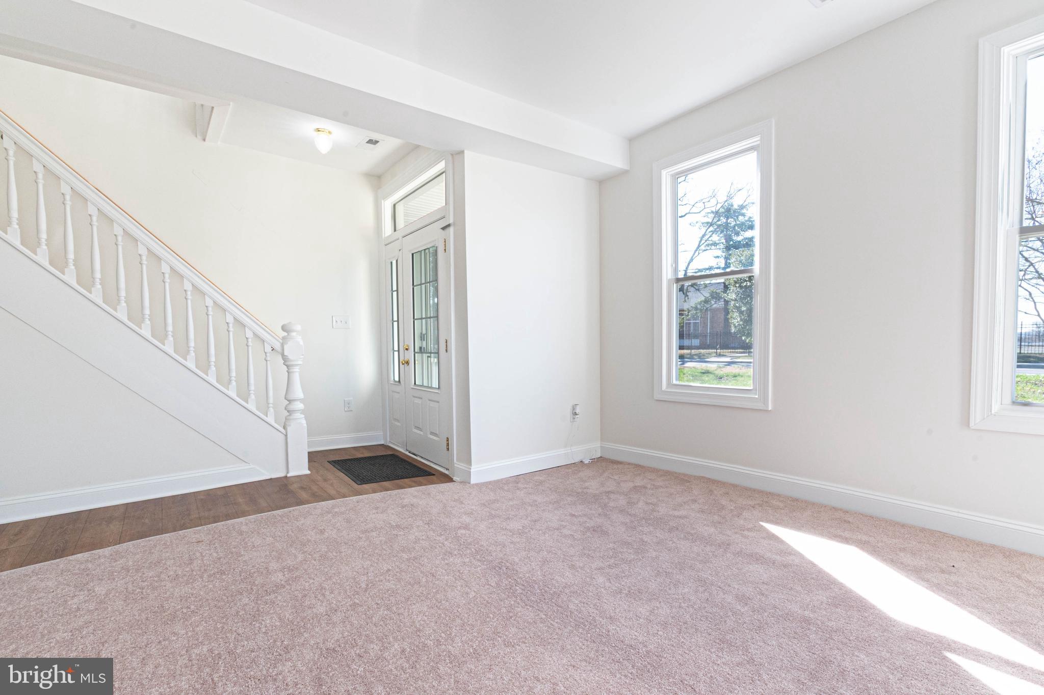 HYATTSVILLE - Residential