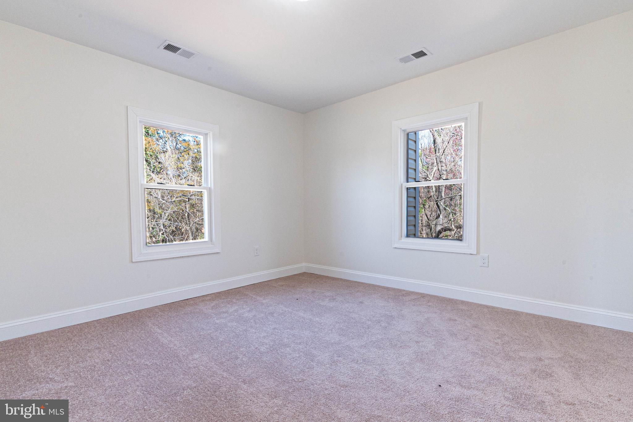 HYATTSVILLE - Residential