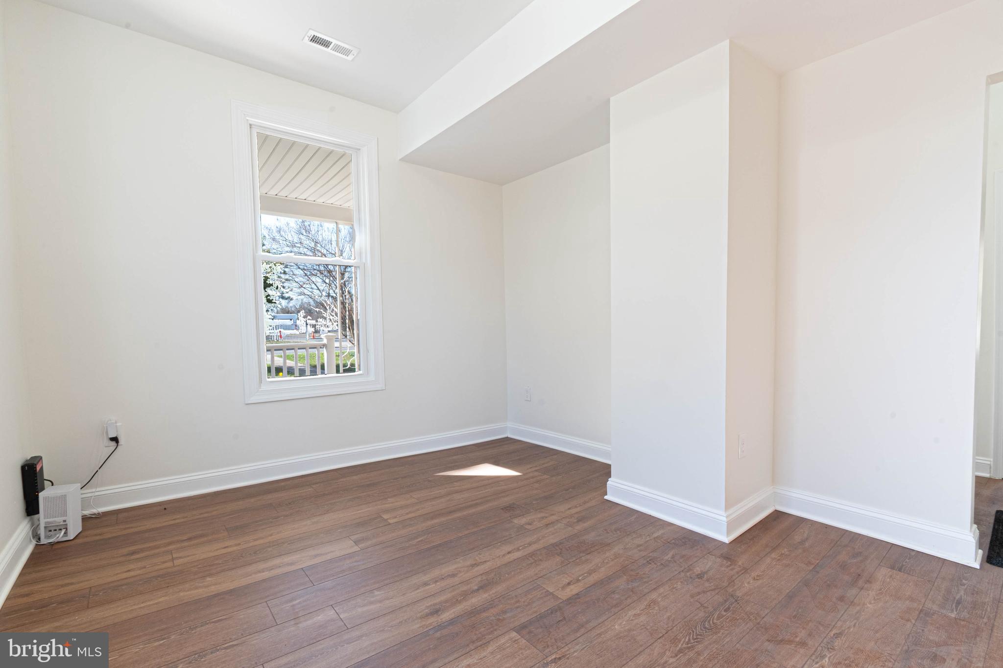 HYATTSVILLE - Residential