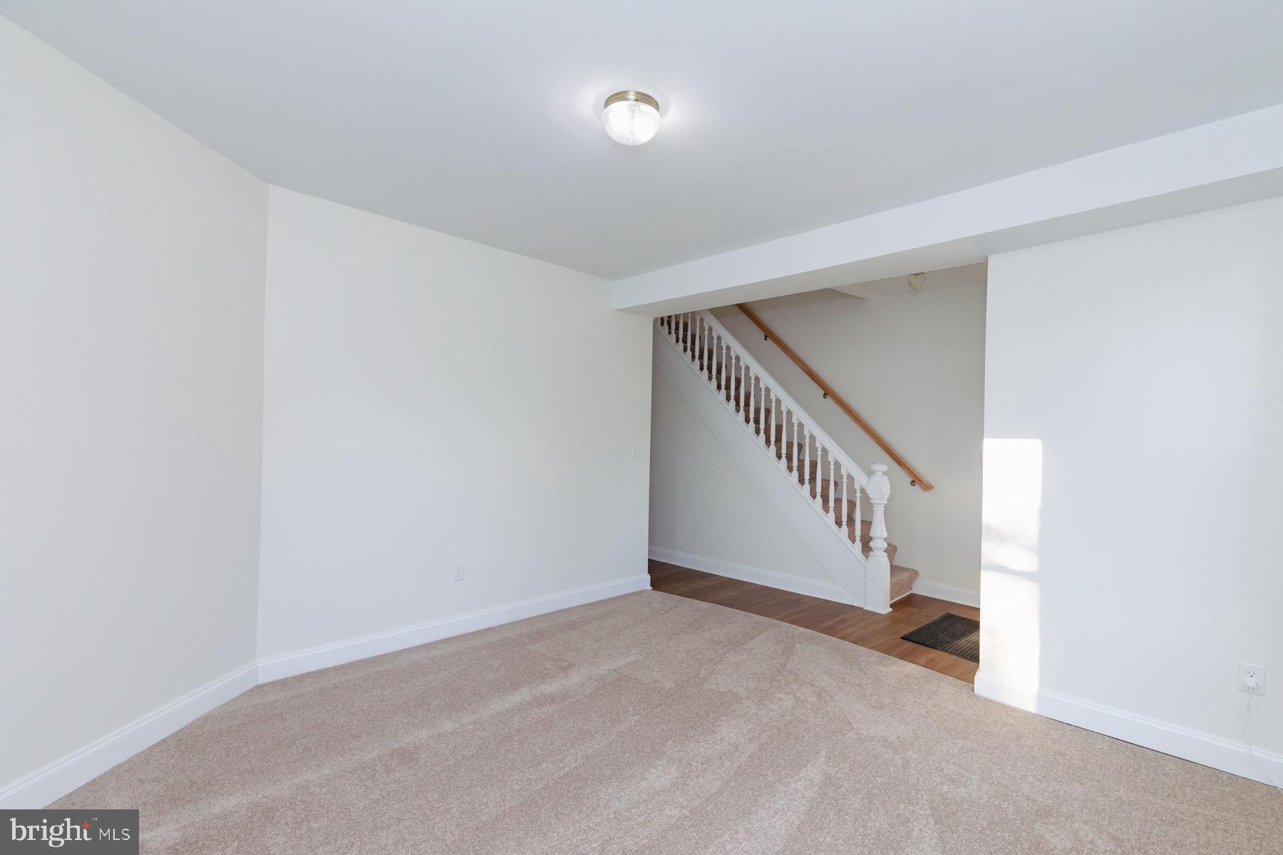 HYATTSVILLE - Residential