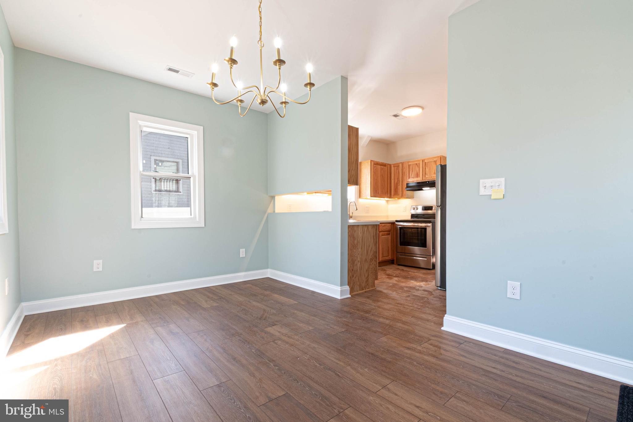 HYATTSVILLE - Residential