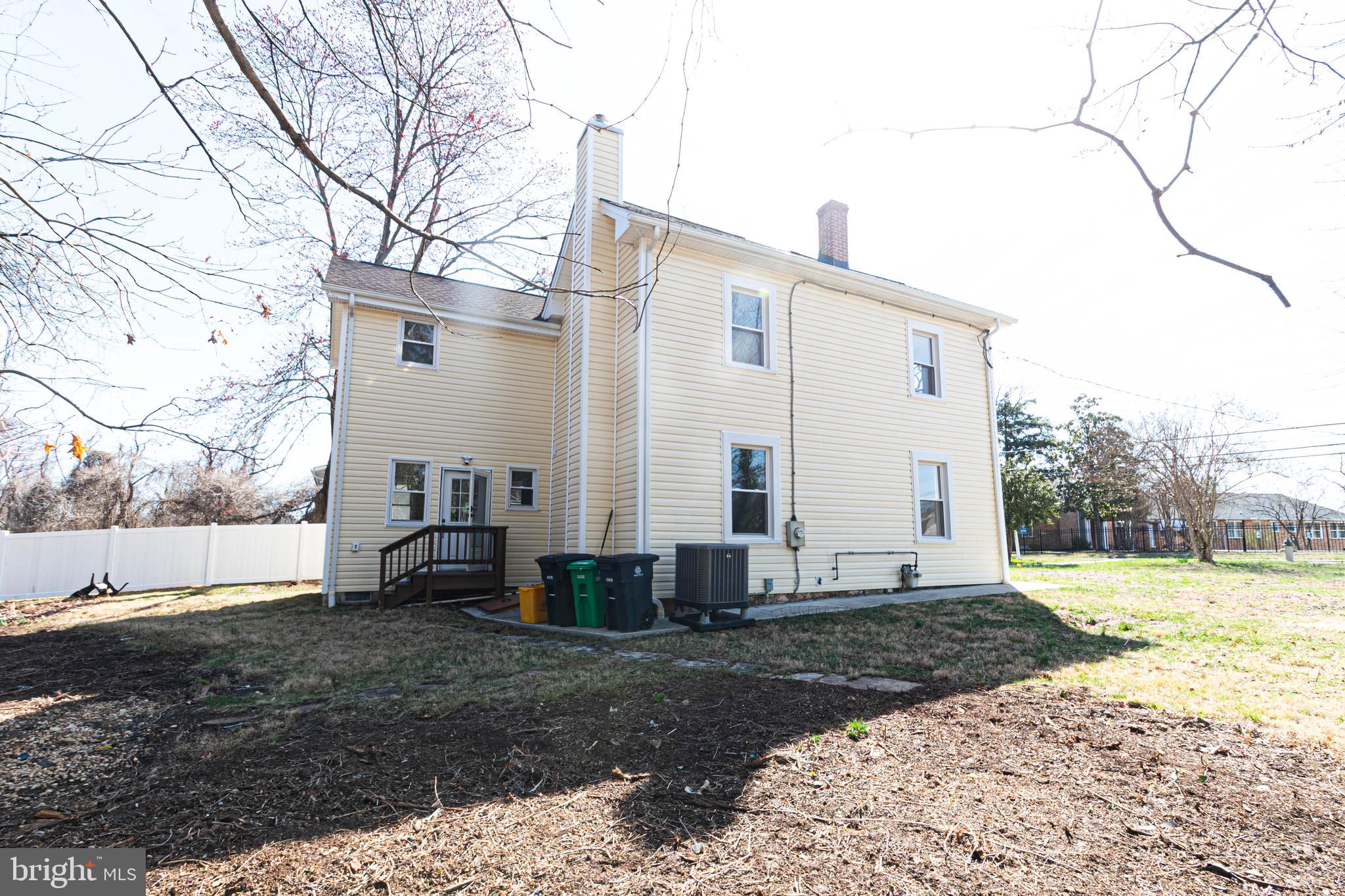 HYATTSVILLE - Residential