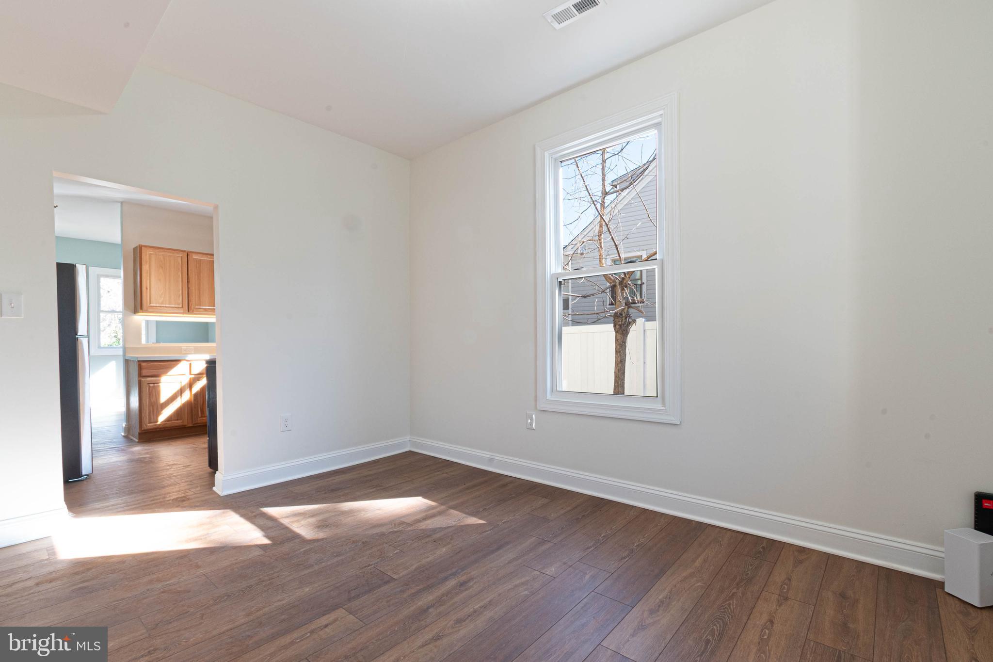 HYATTSVILLE - Residential