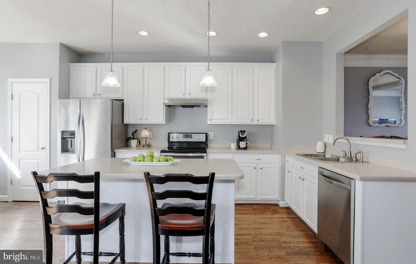 LANSDOWNE ON THE POTOMAC - Residential