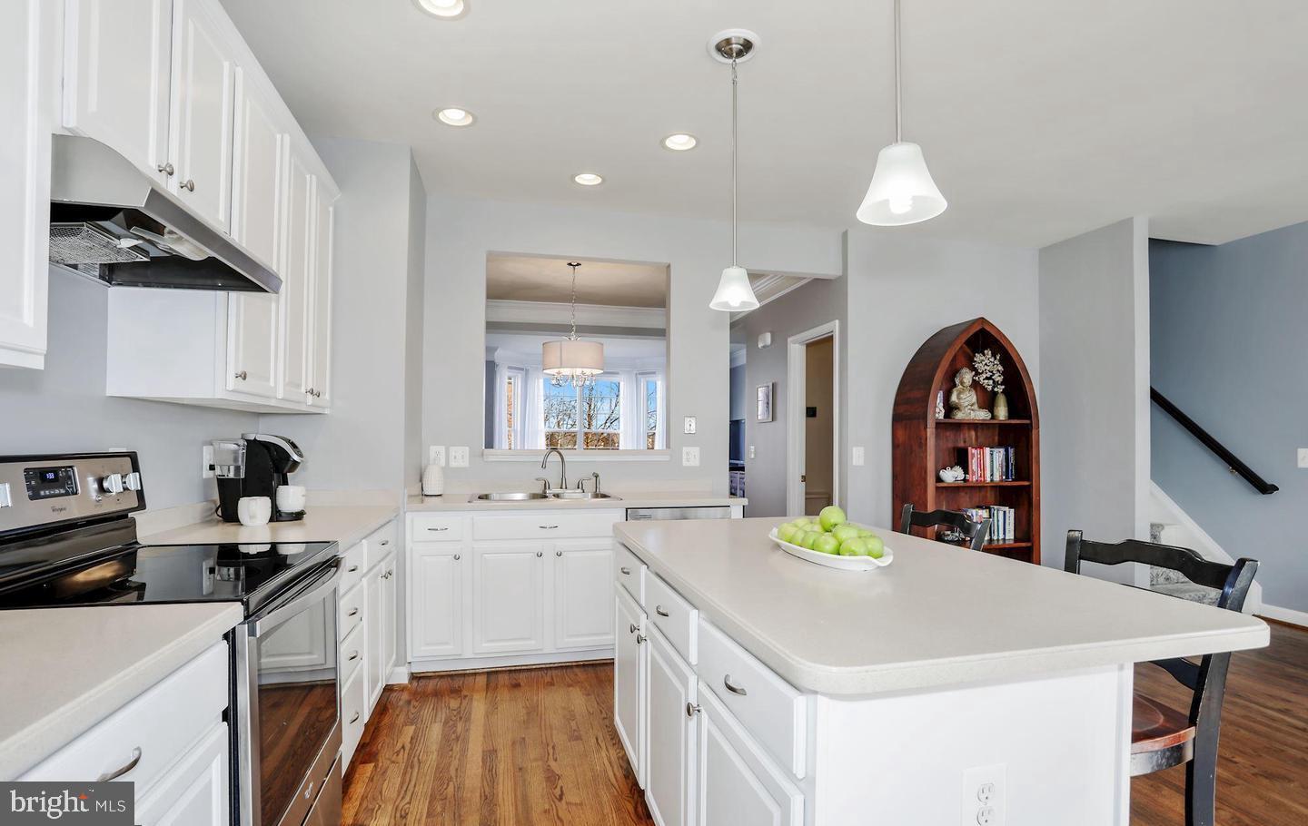 LANSDOWNE ON THE POTOMAC - Residential