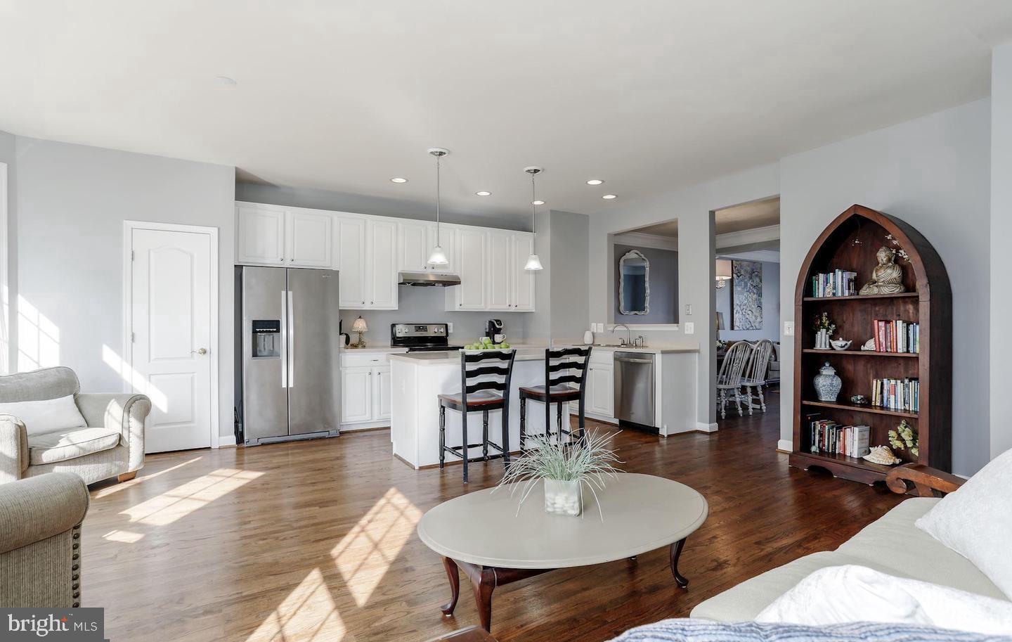 LANSDOWNE ON THE POTOMAC - Residential