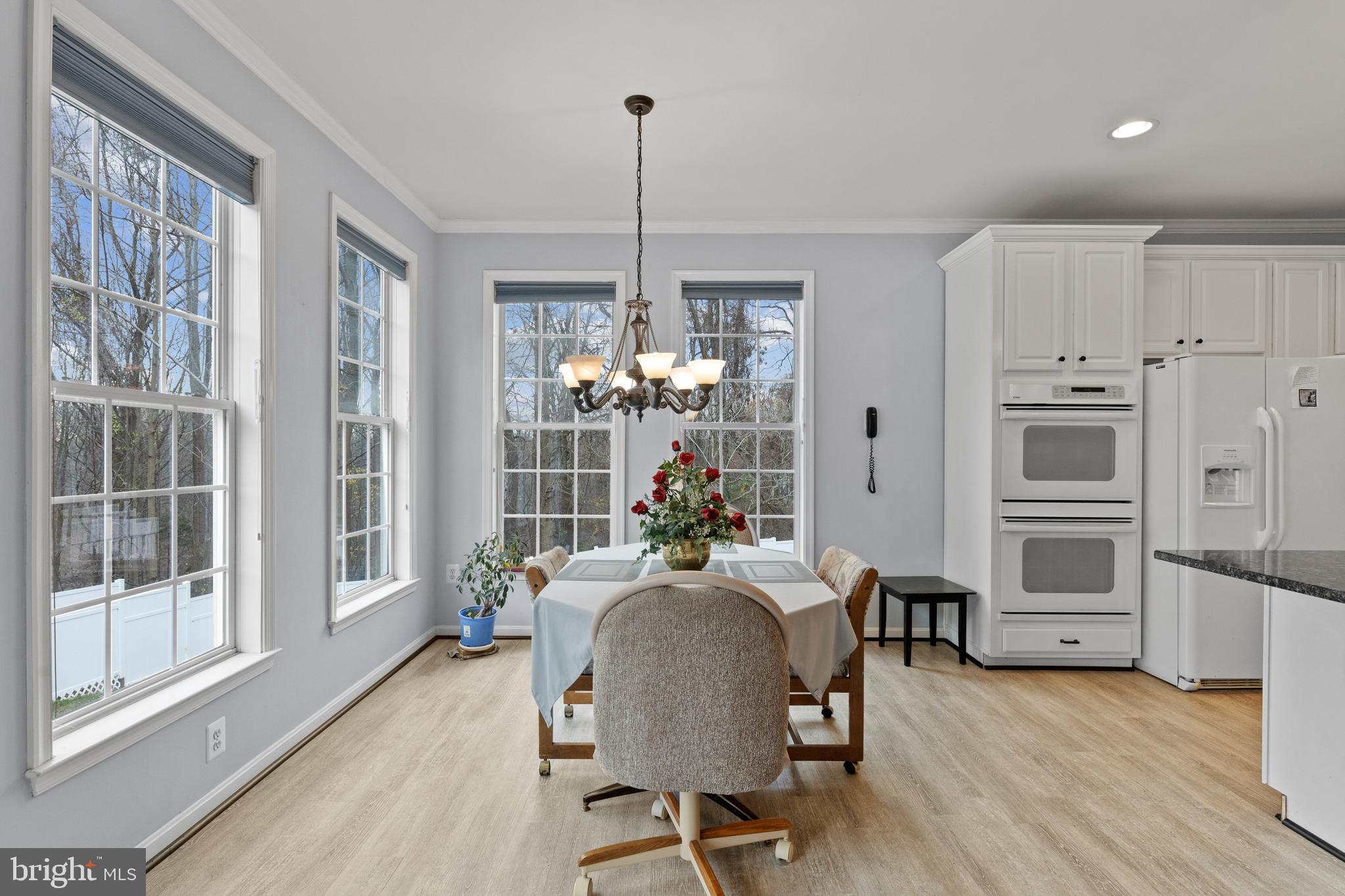 LOCH HAVEN MANOR - Residential