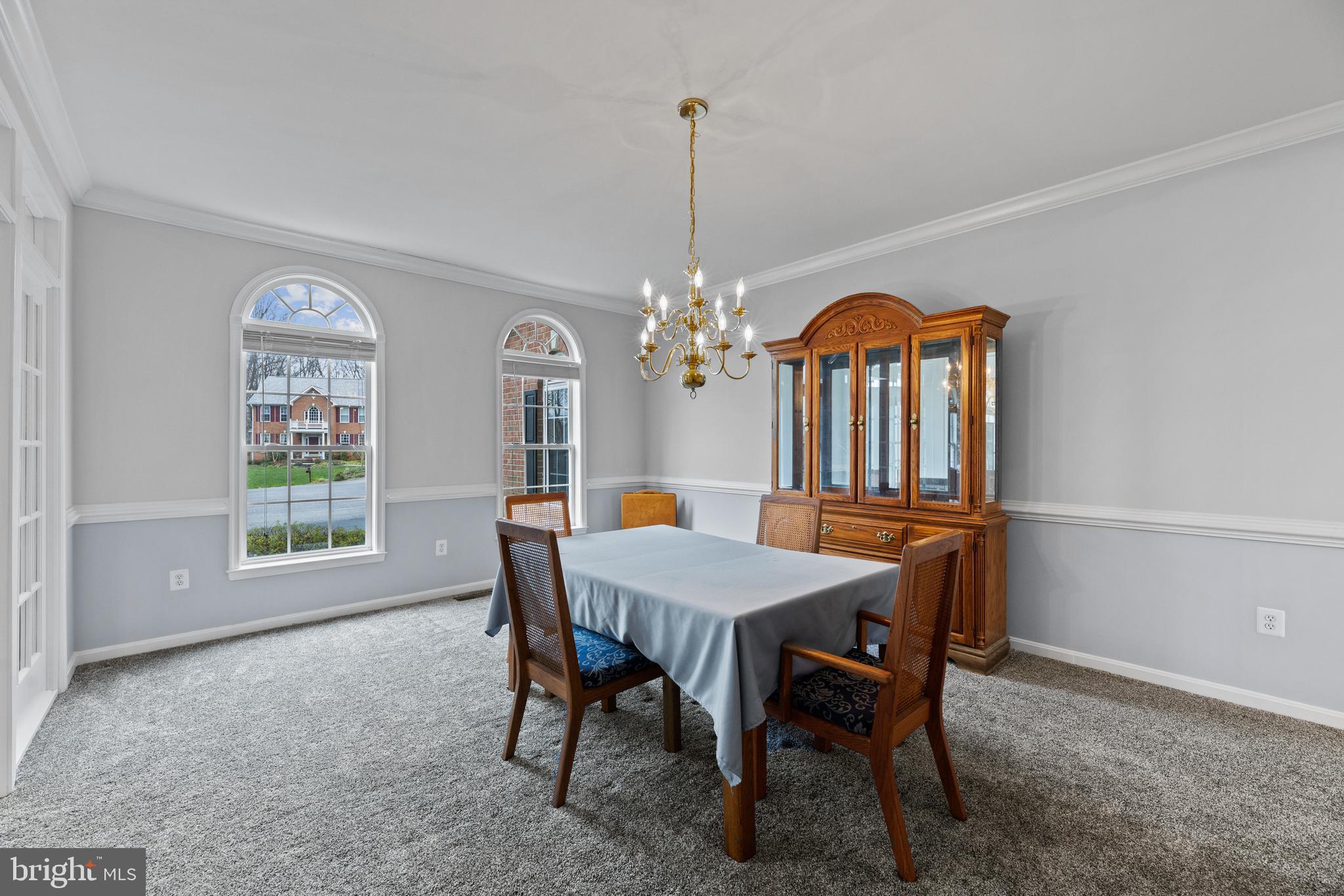 LOCH HAVEN MANOR - Residential