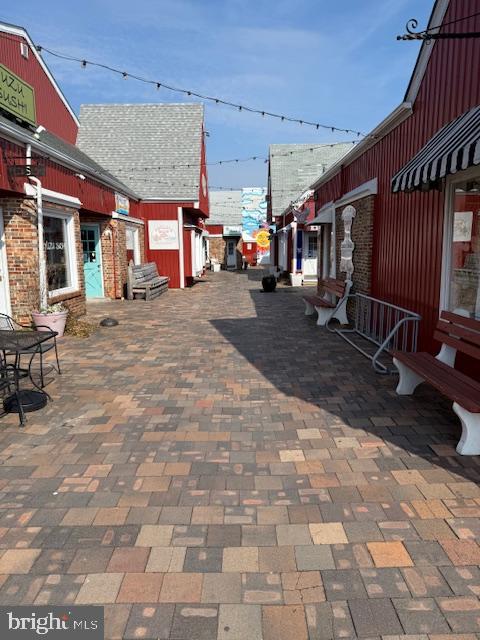 304 COASTAL HIGHWAY 3