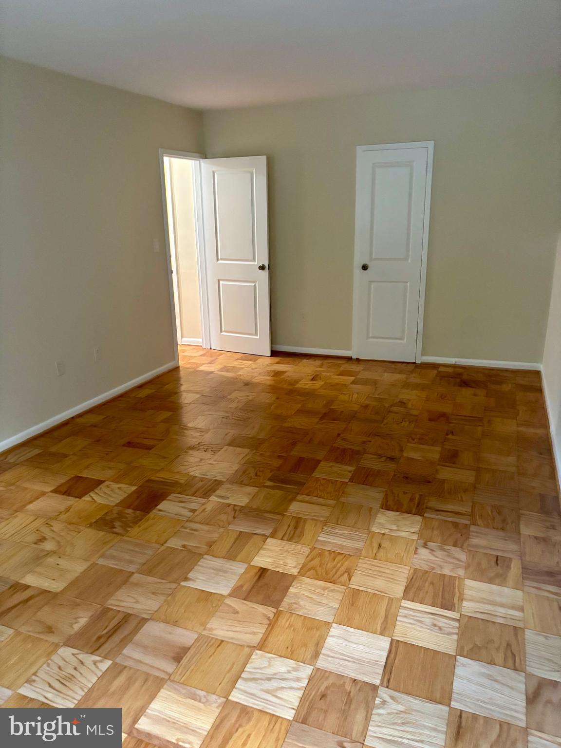 HAMLET HOUSE - Residential Lease