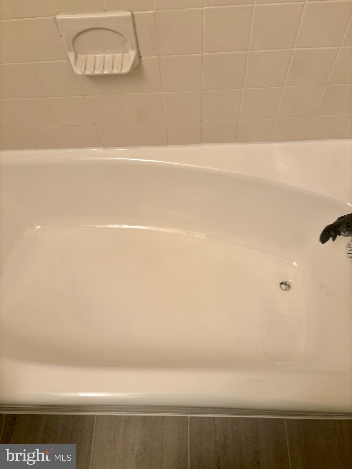 HAMLET HOUSE - Residential Lease