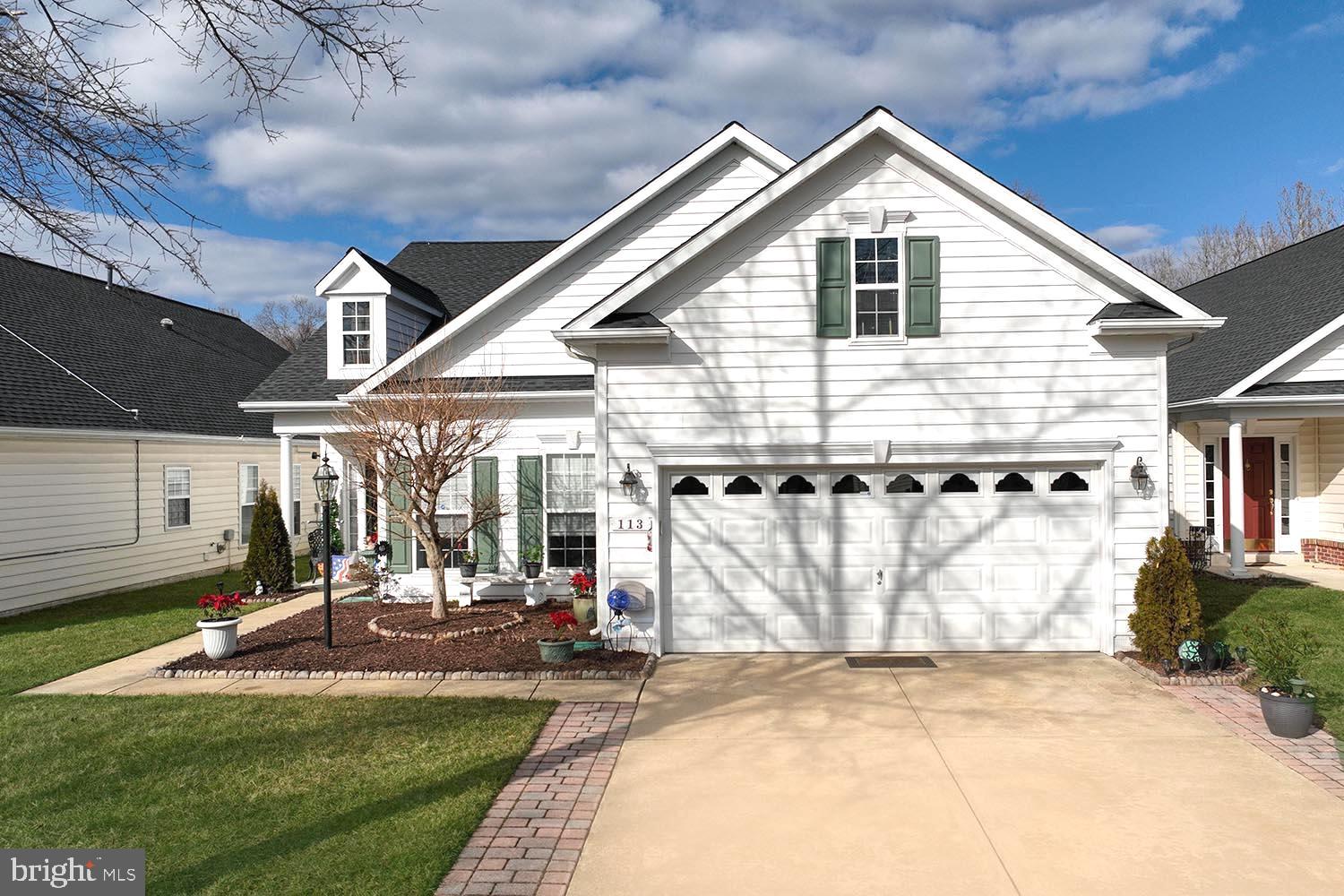 SYMPHONY VILLAGE AT CENTREVILLE - Residential