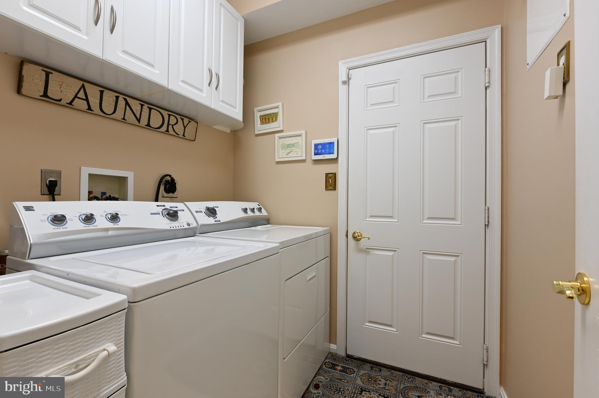 SYMPHONY VILLAGE AT CENTREVILLE - Residential