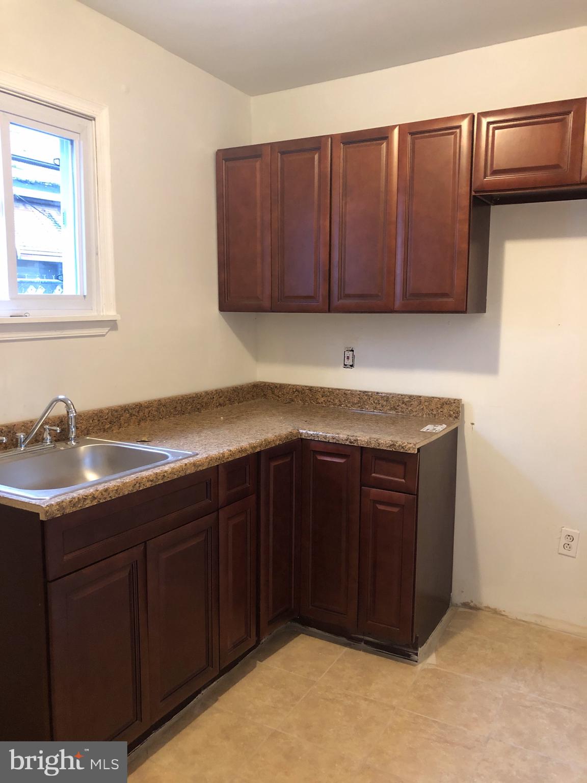 PHILADELPHIA (SOUTHWEST) - Residential Lease