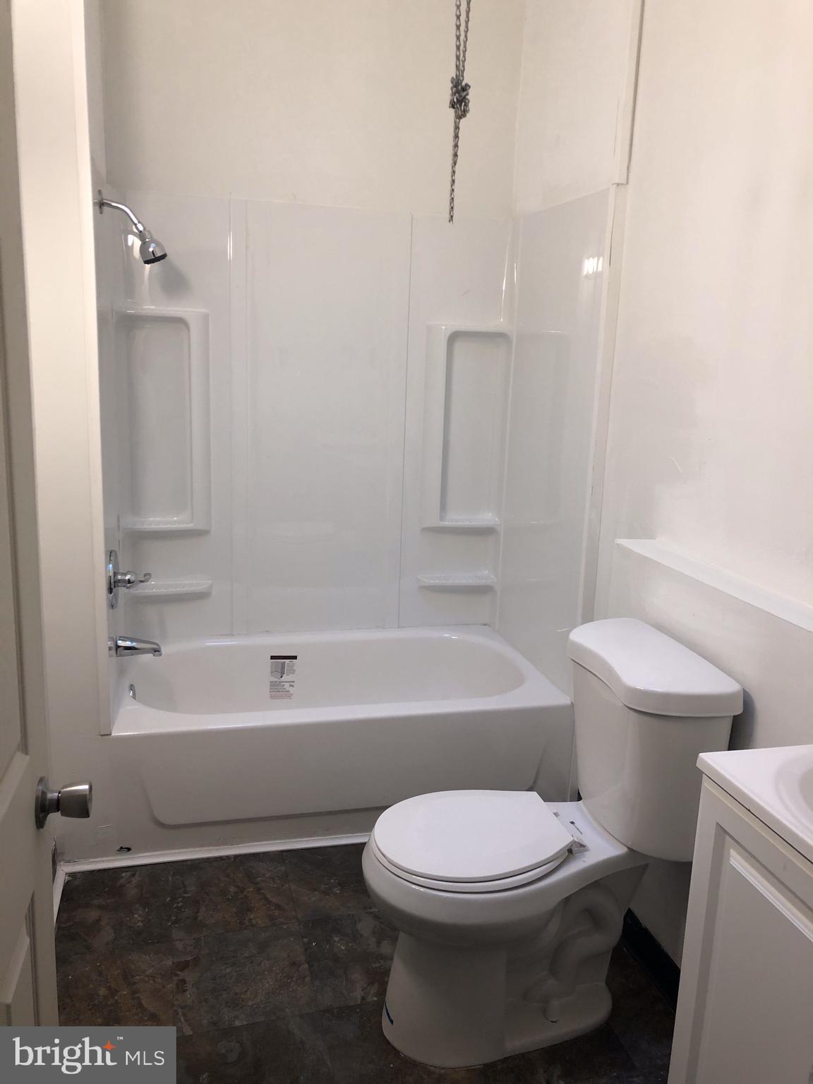 PHILADELPHIA (SOUTHWEST) - Residential Lease