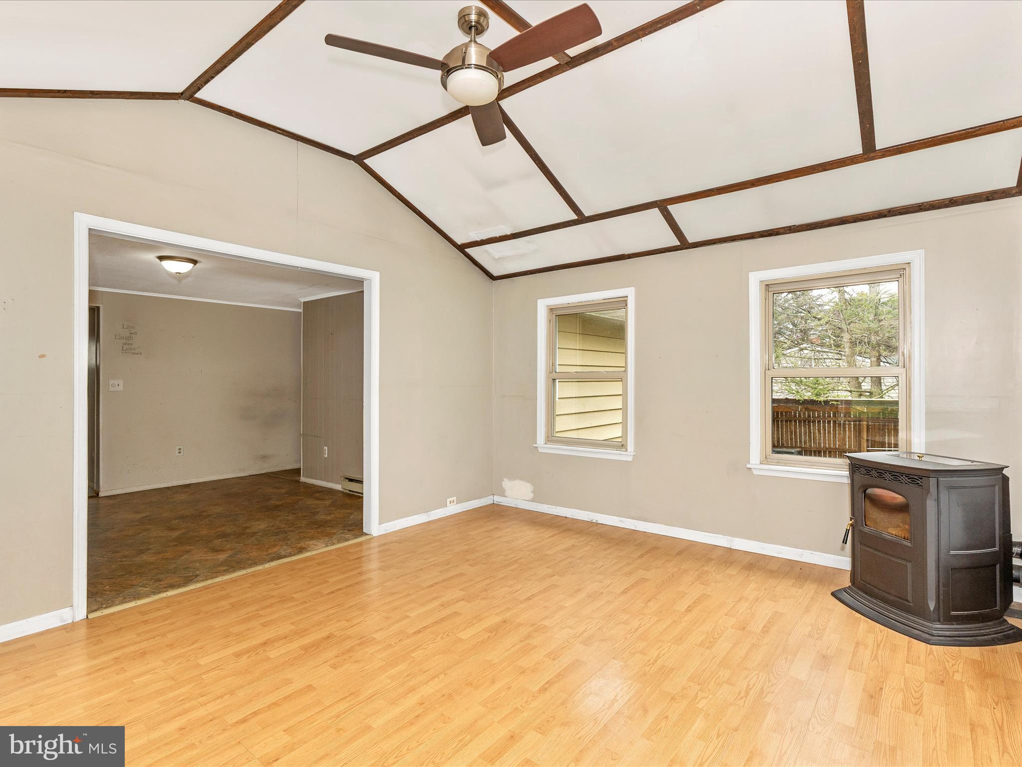 MAR PENN ESTATES - Residential