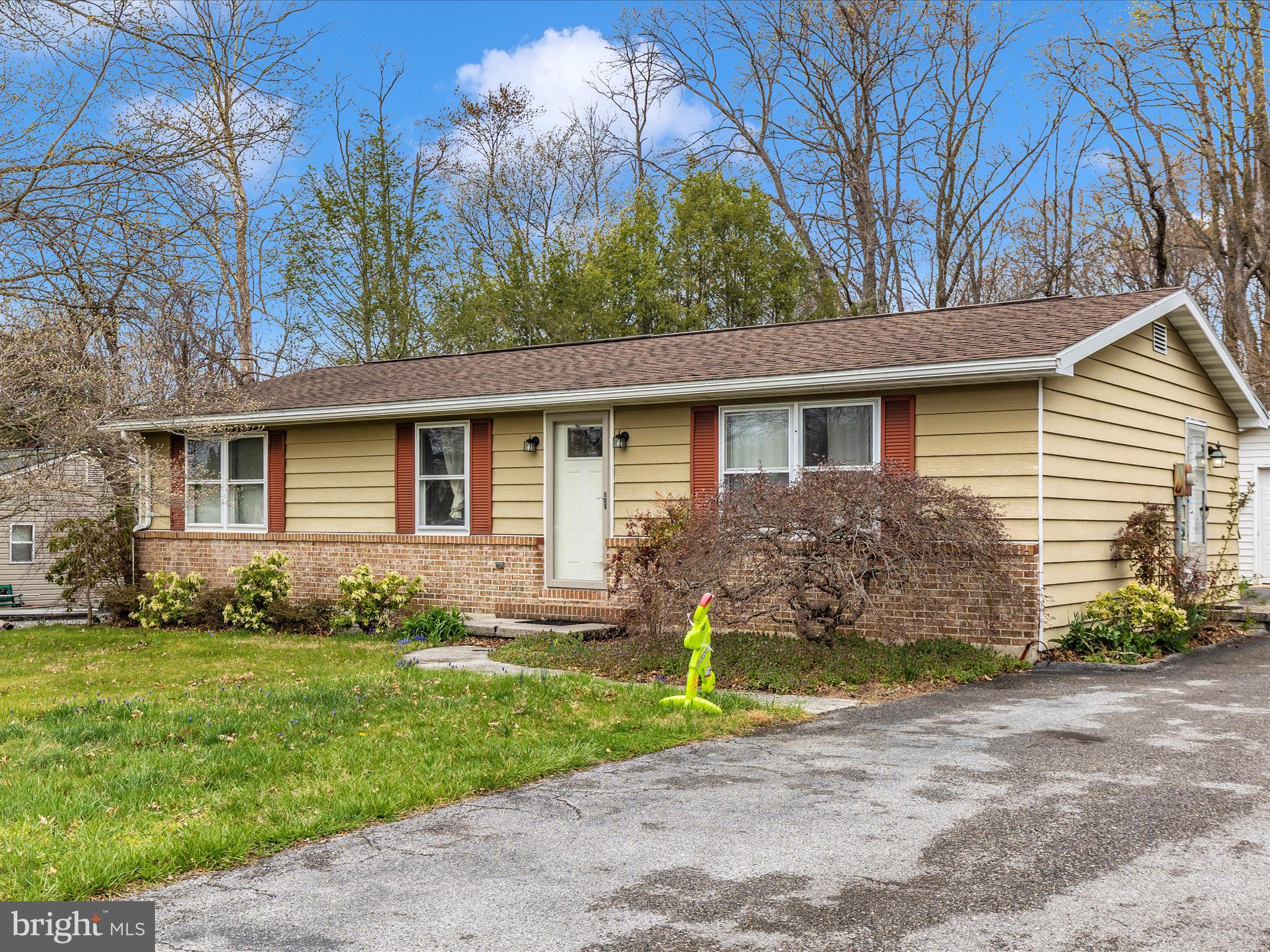 MAR PENN ESTATES - Residential