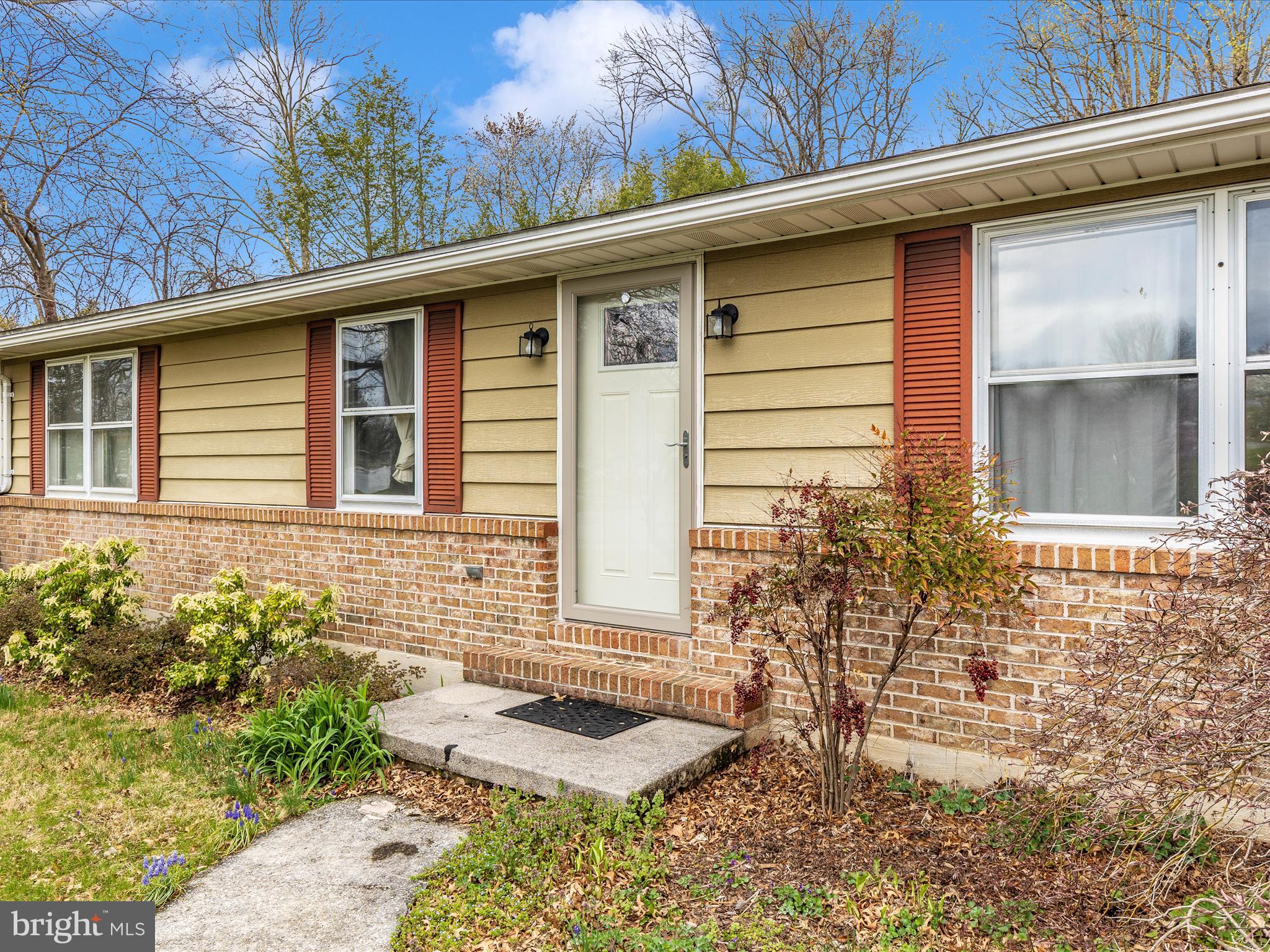 MAR PENN ESTATES - Residential