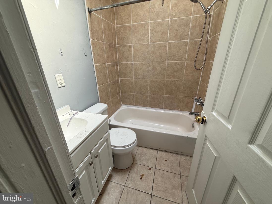 6321 LIMEKILN PIKE