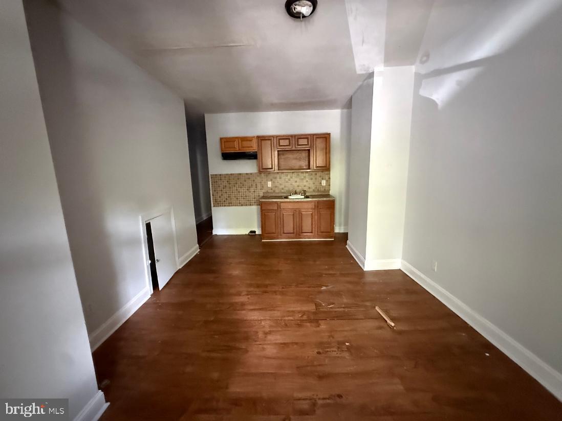 6321 LIMEKILN PIKE