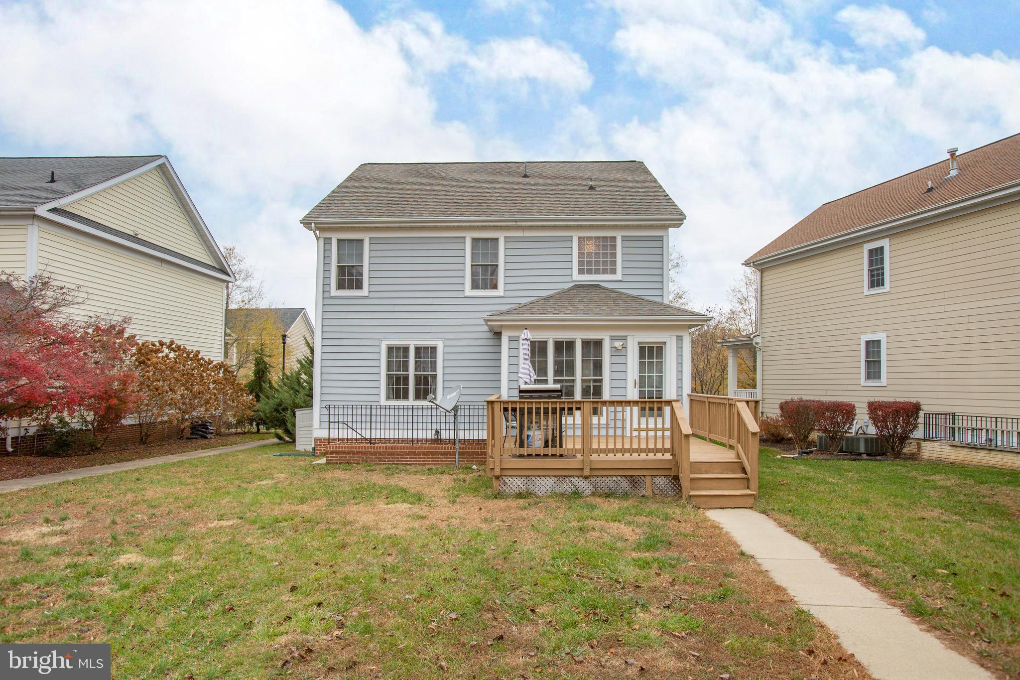 LADYSMITH VILLAGE - Residential