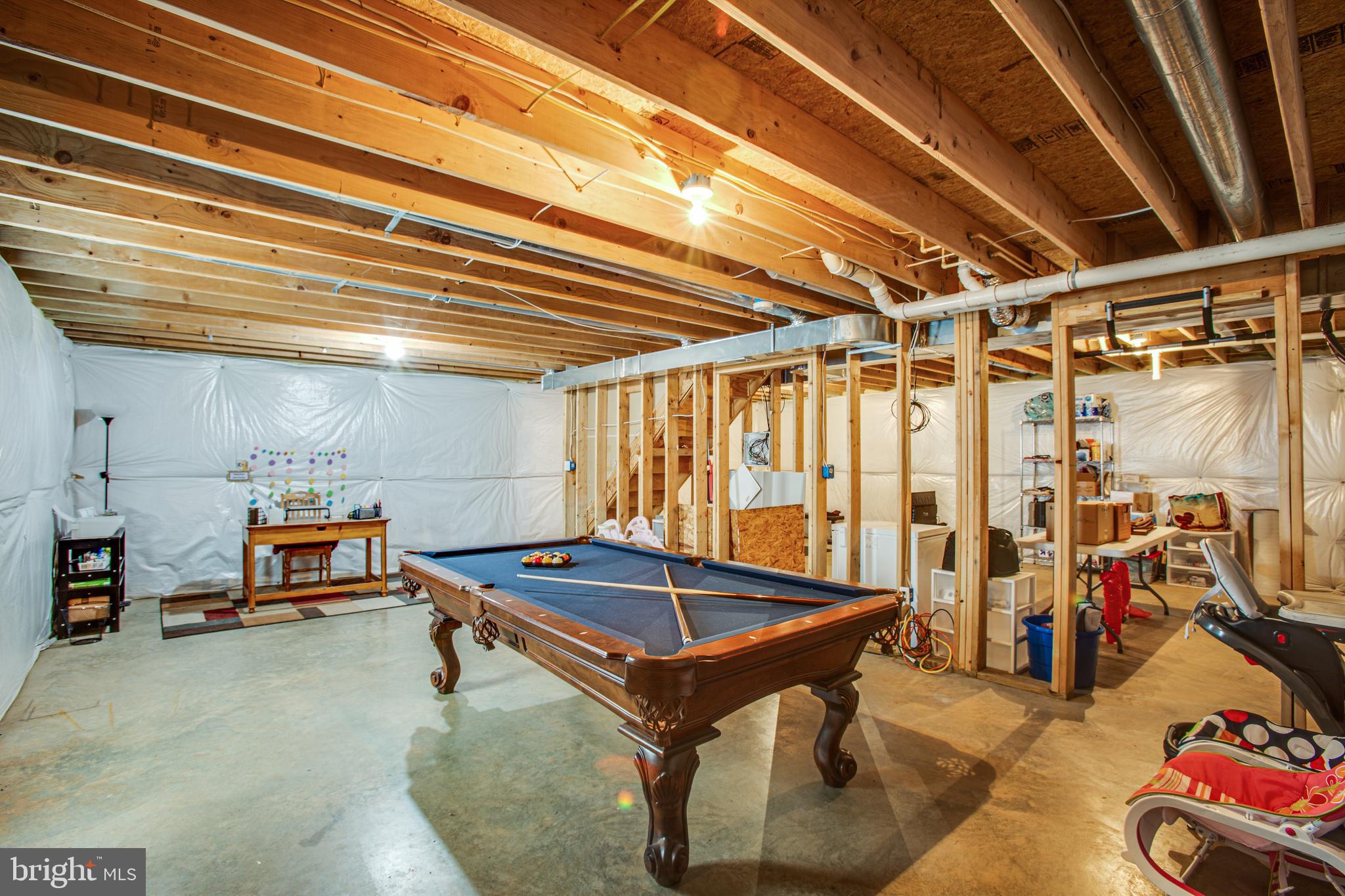 LADYSMITH VILLAGE - Residential