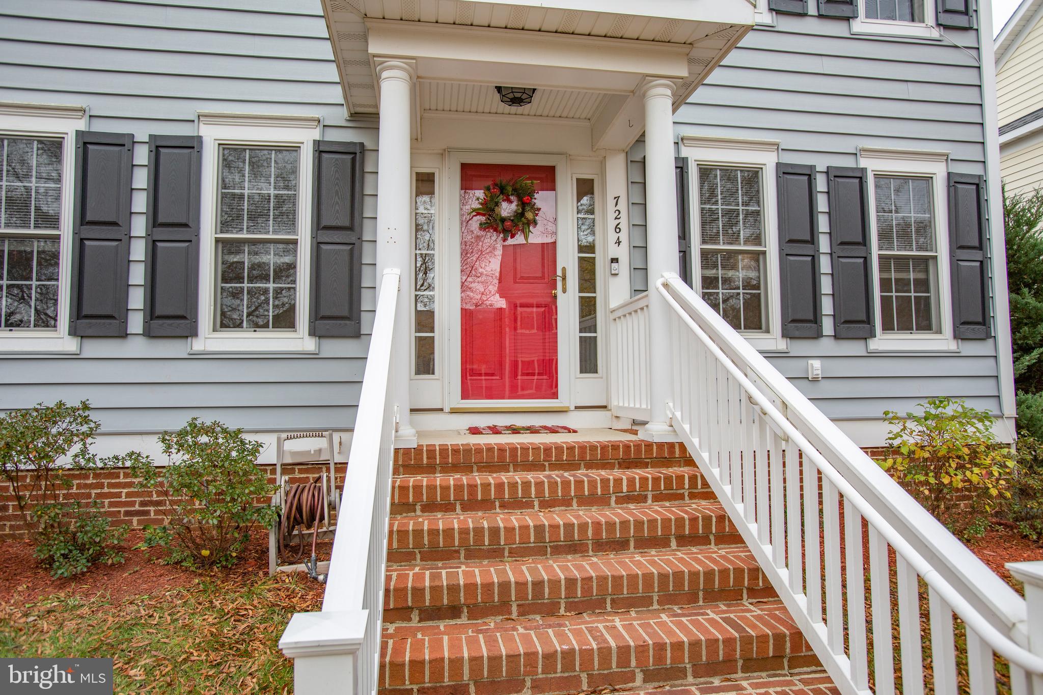 LADYSMITH VILLAGE - Residential