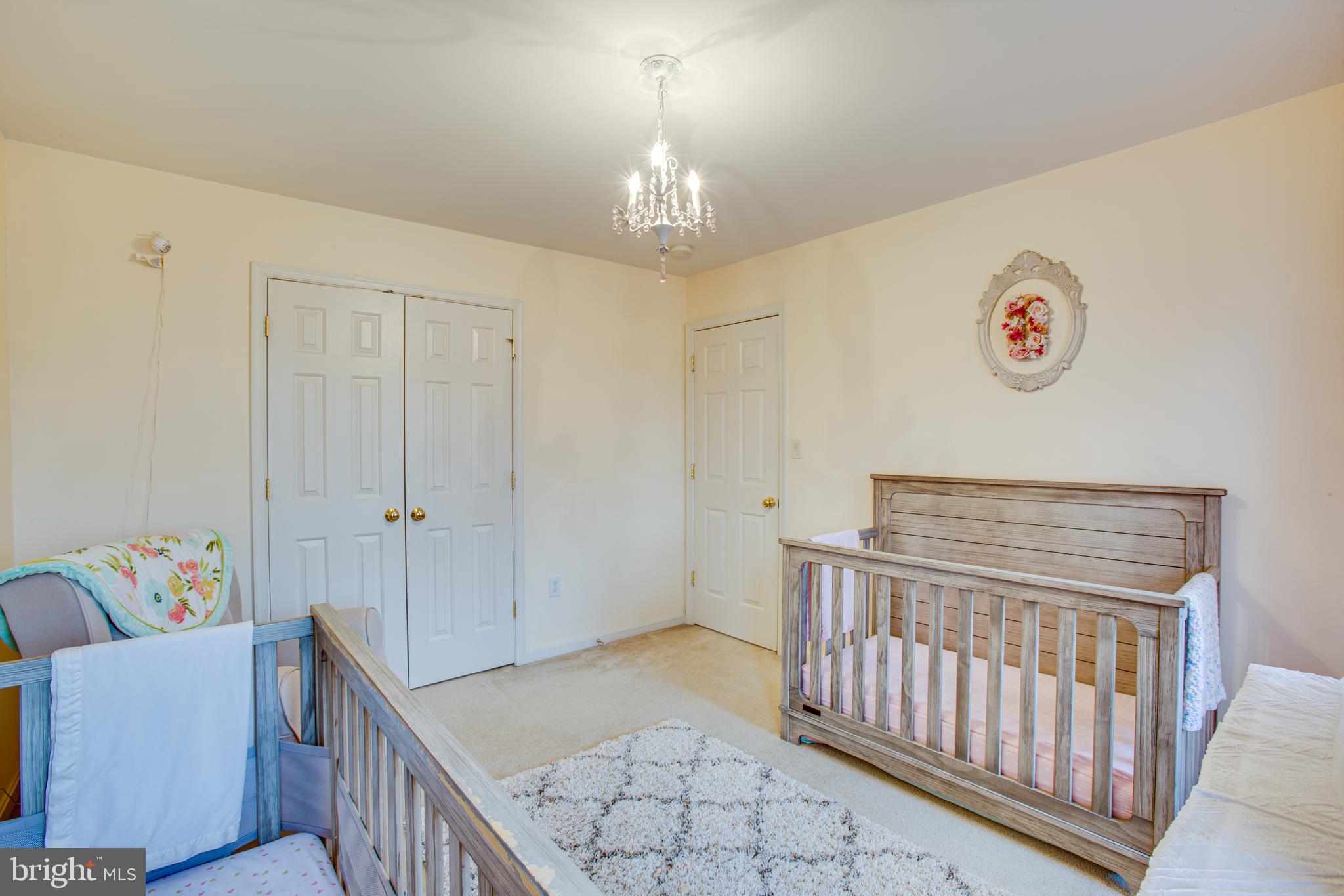 LADYSMITH VILLAGE - Residential