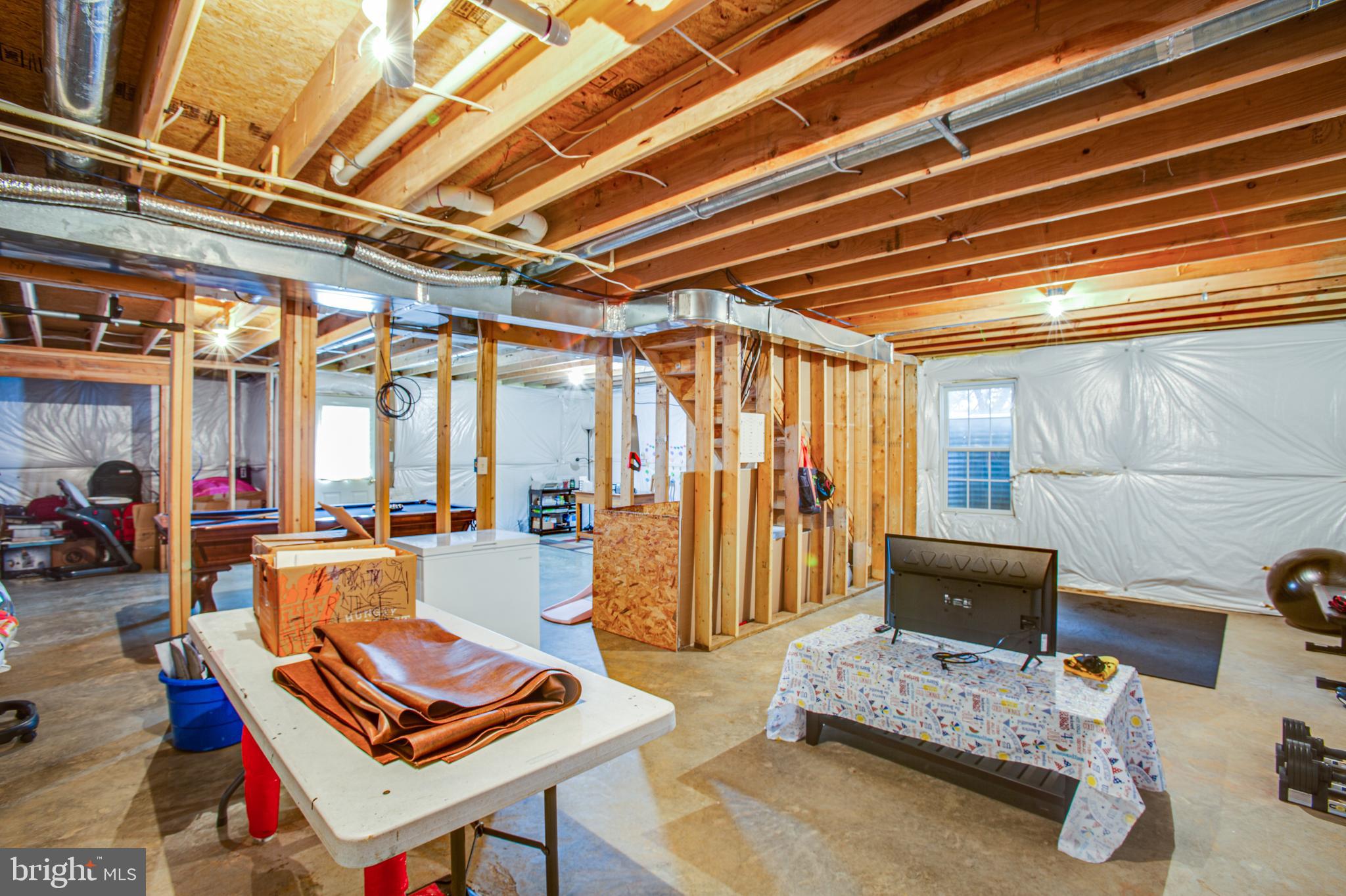 LADYSMITH VILLAGE - Residential