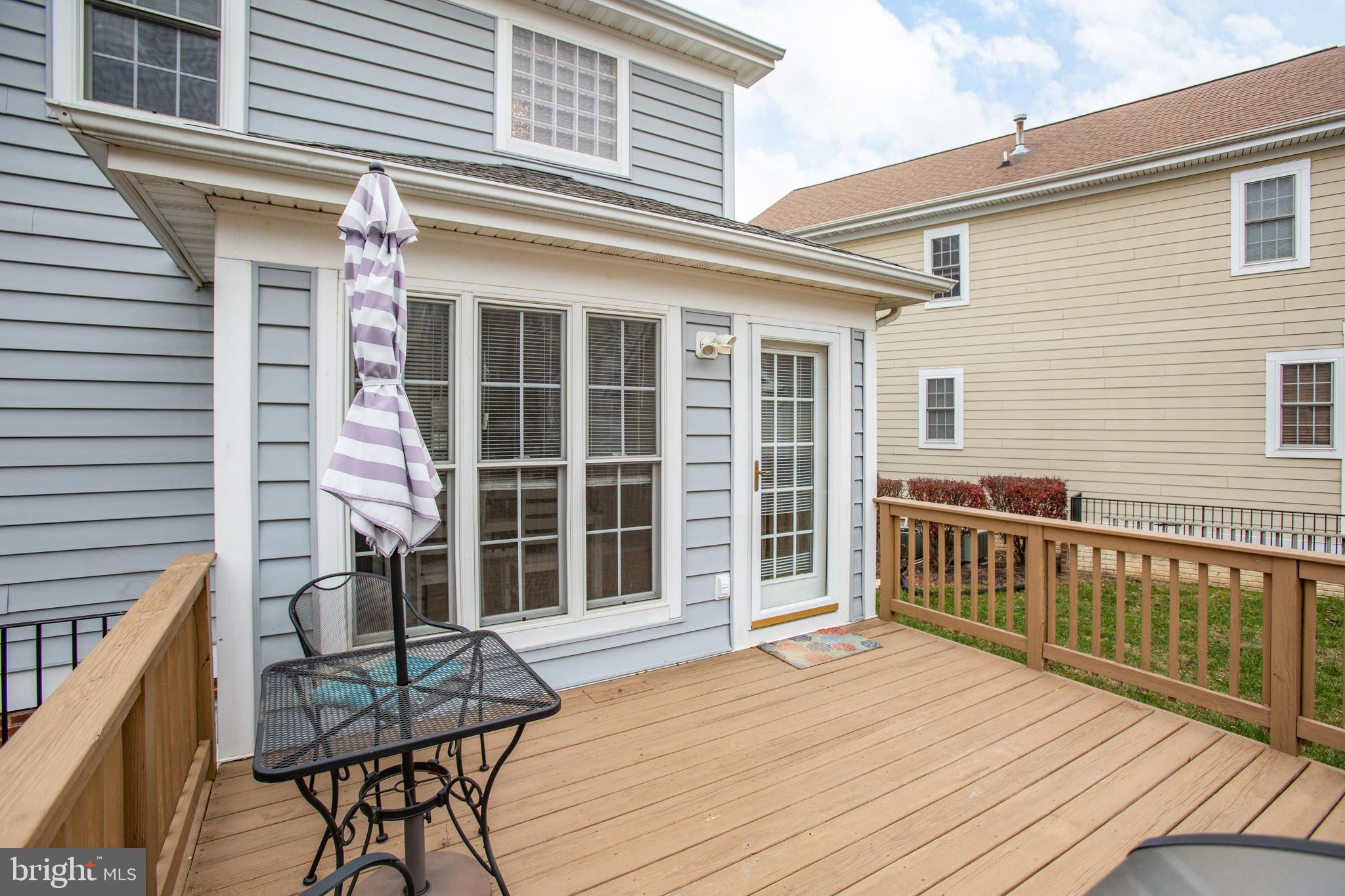 LADYSMITH VILLAGE - Residential