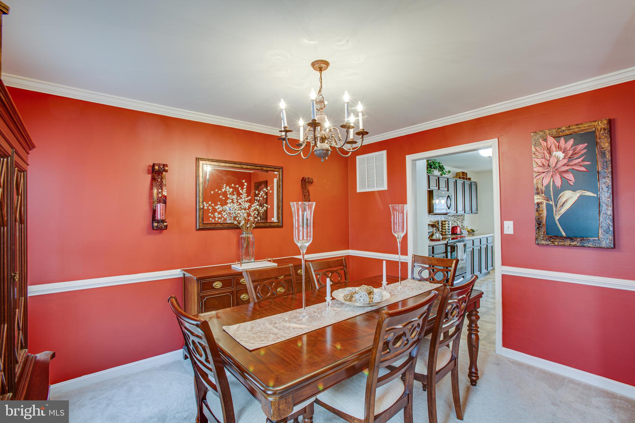 LADYSMITH VILLAGE - Residential