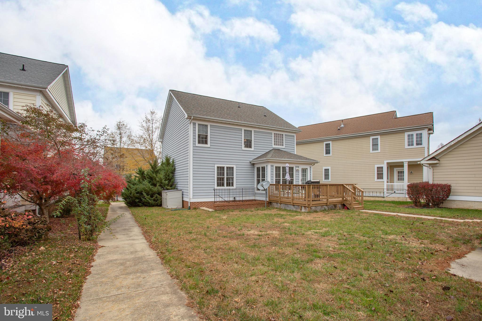 LADYSMITH VILLAGE - Residential