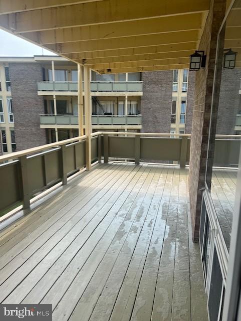 HOLLY HILL CONDOMINIUMS - Residential Lease