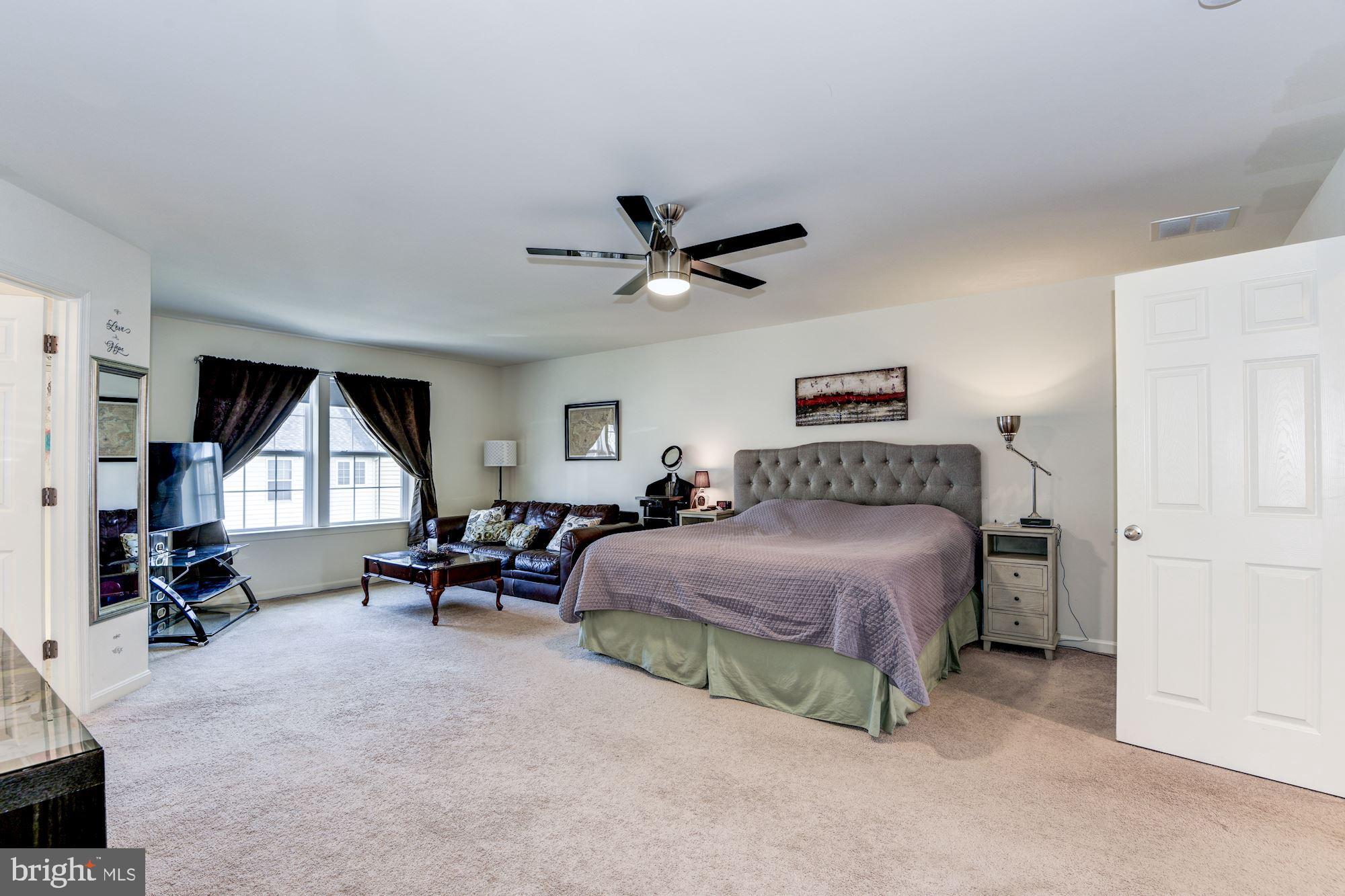 VILLAGES OF WELLINGTON - Residential