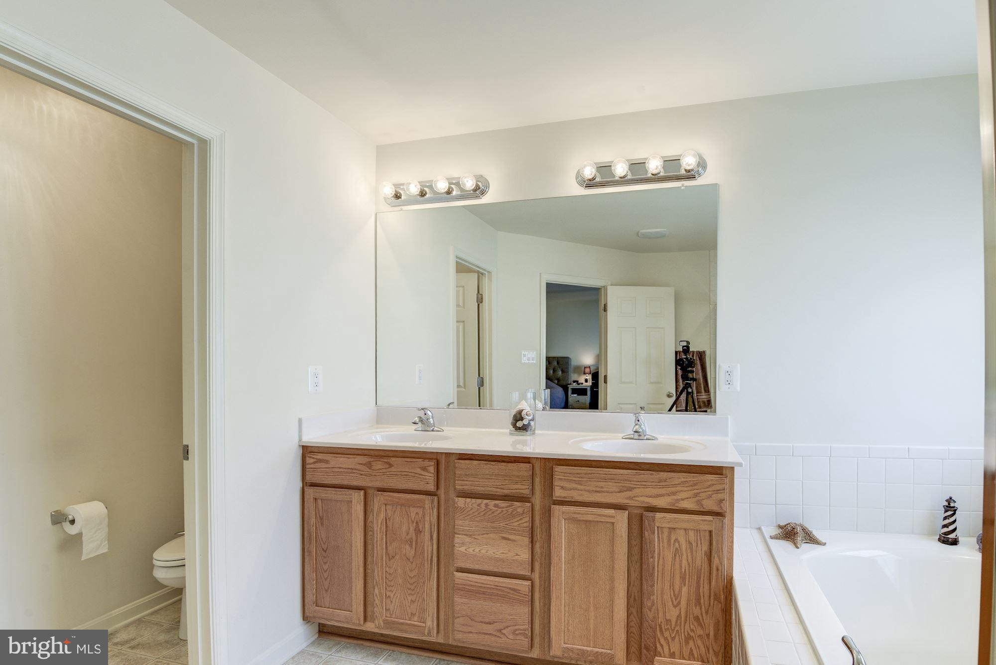 VILLAGES OF WELLINGTON - Residential