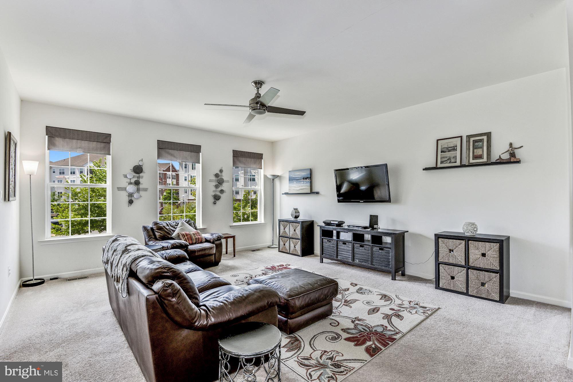 VILLAGES OF WELLINGTON - Residential