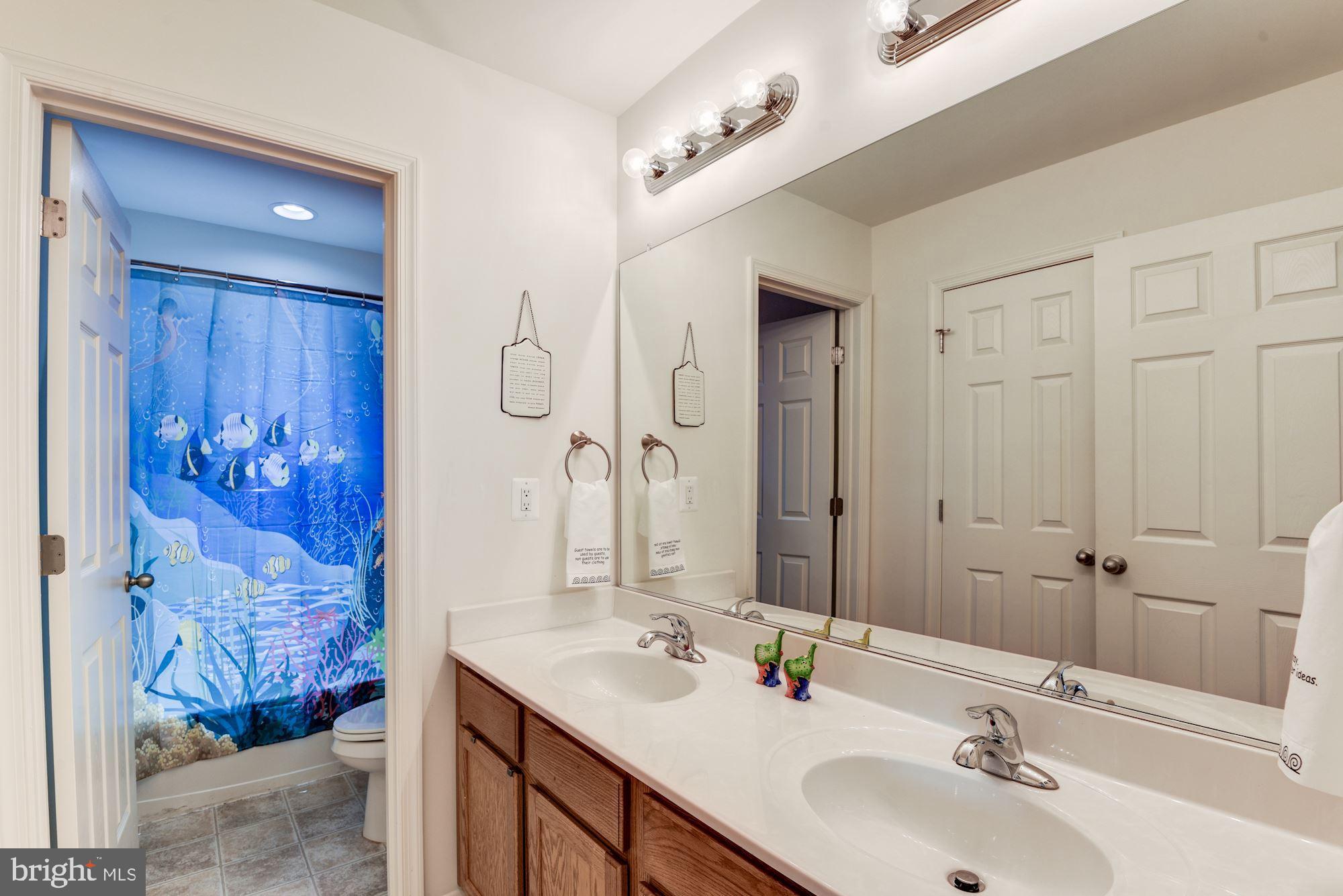 VILLAGES OF WELLINGTON - Residential