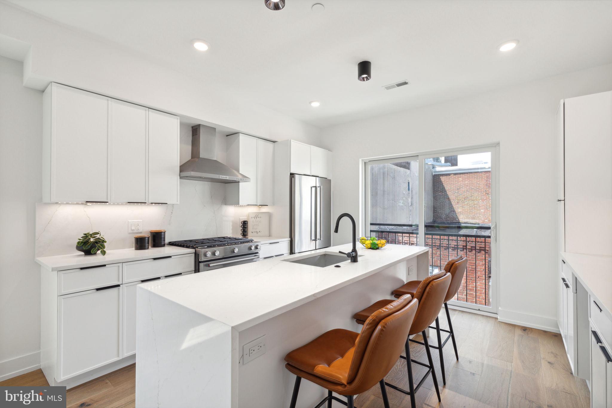 RITTENHOUSE SQUARE - Residential