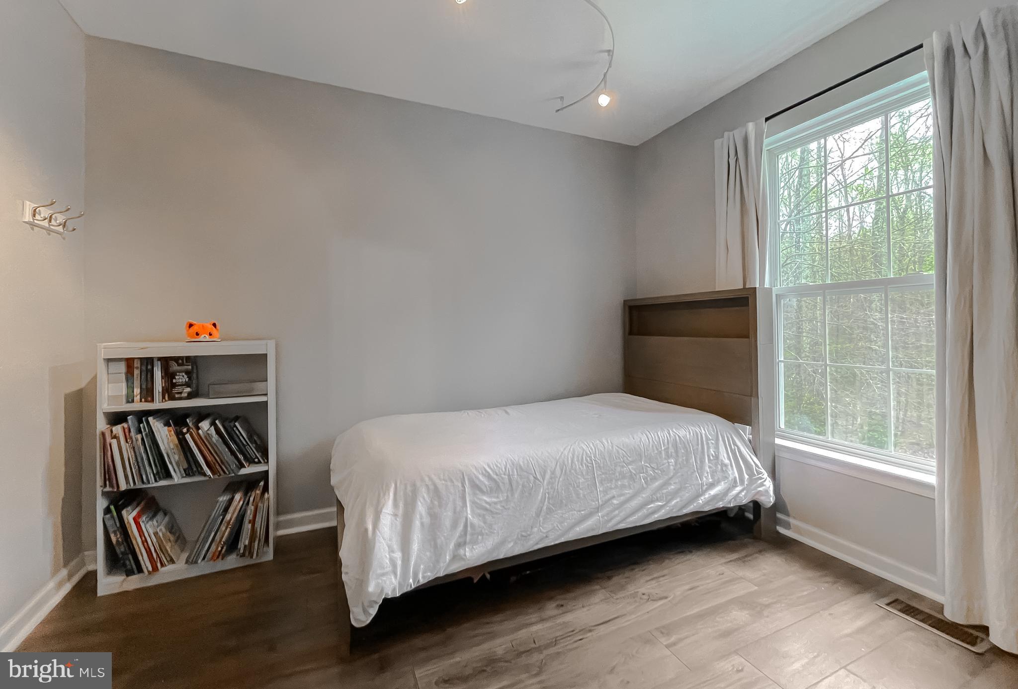 CARRIAGE CROSSING - Residential