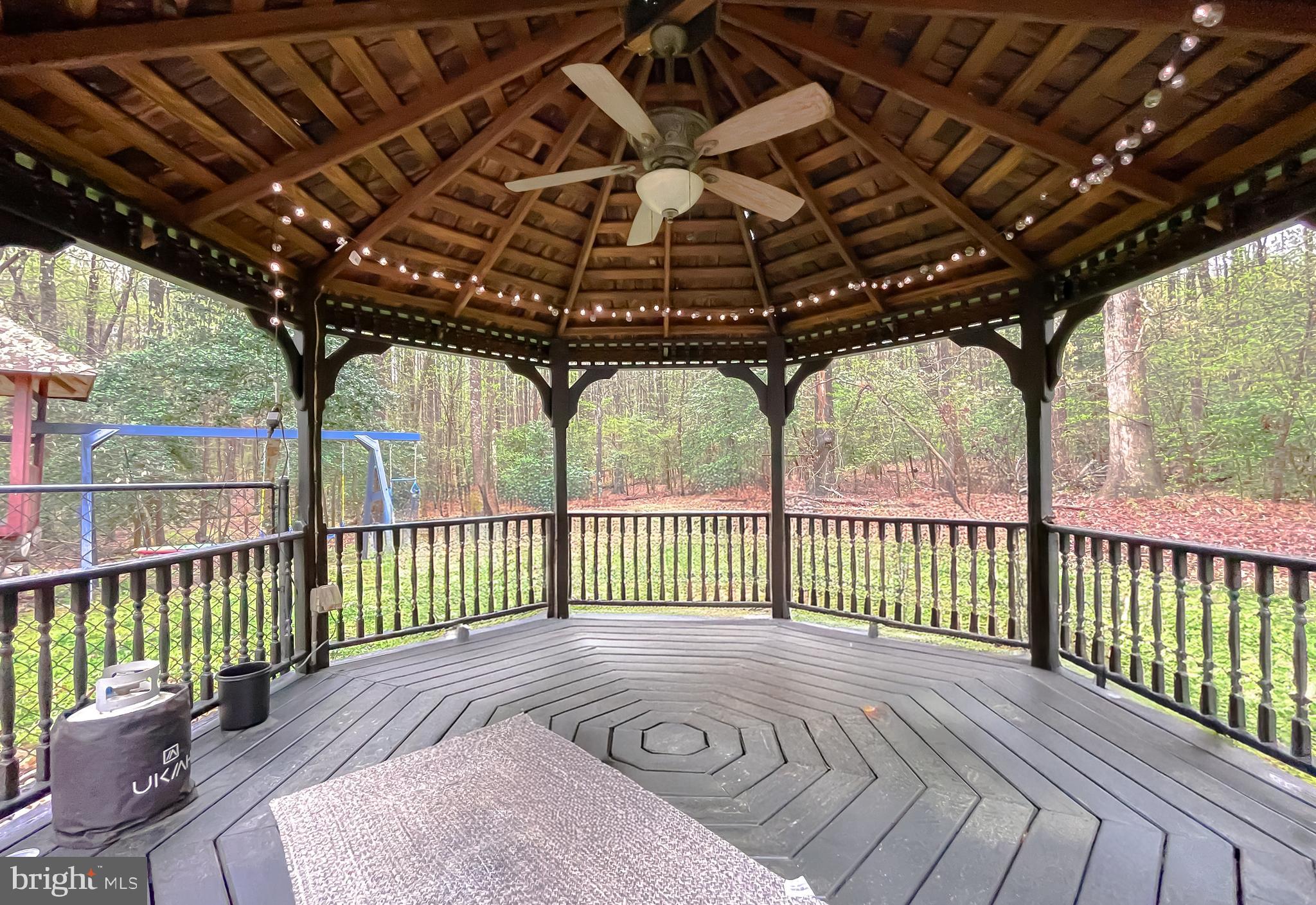 CARRIAGE CROSSING - Residential