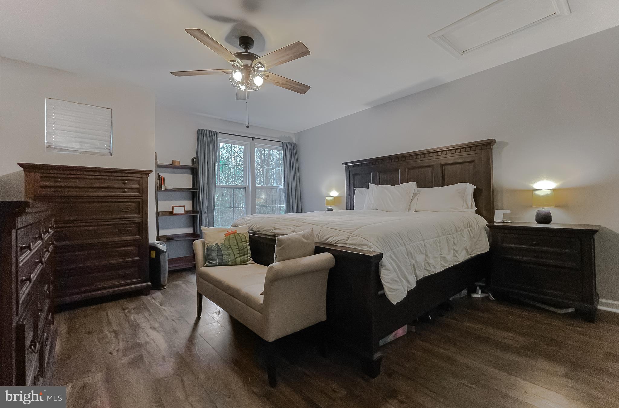 CARRIAGE CROSSING - Residential