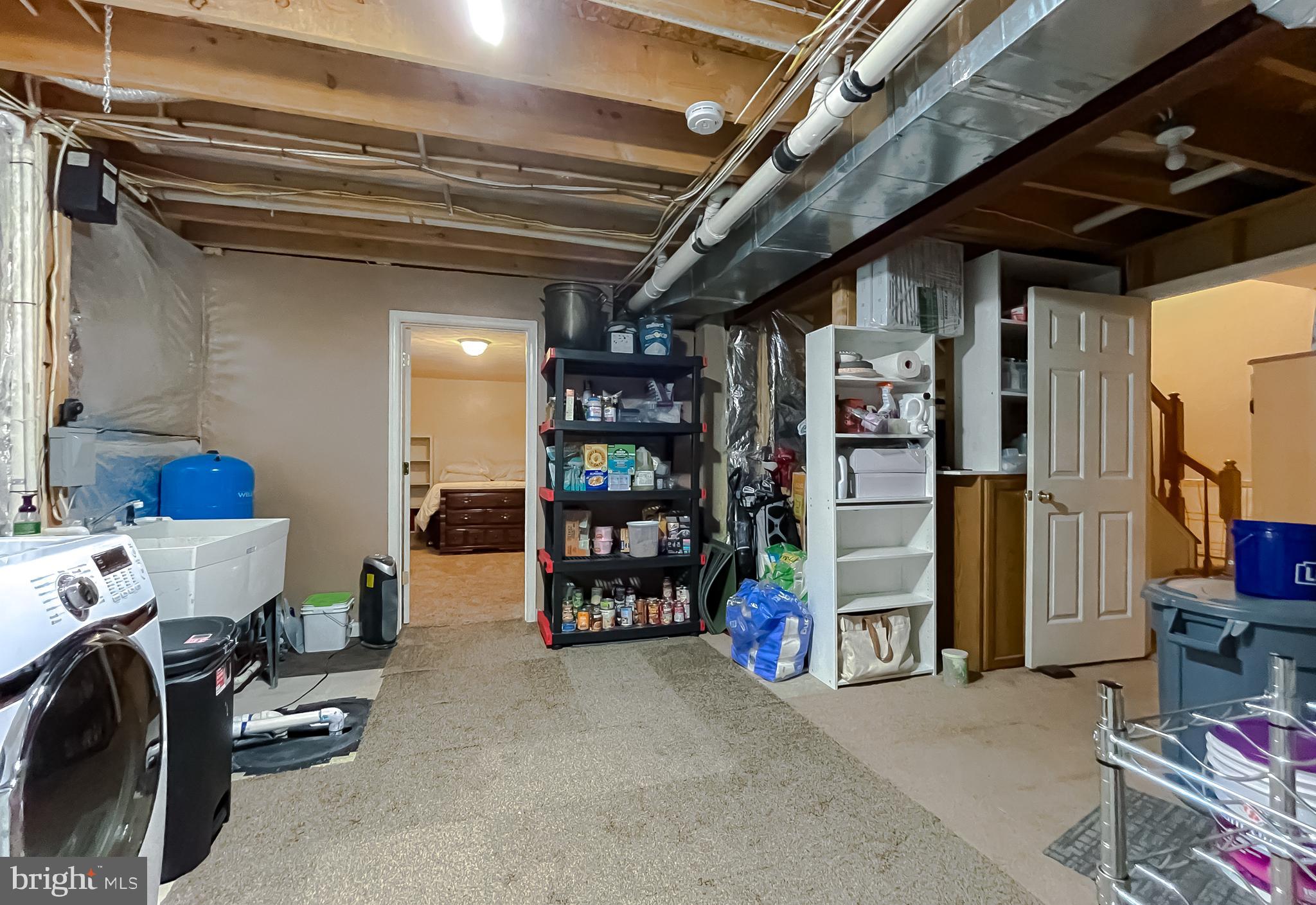 CARRIAGE CROSSING - Residential