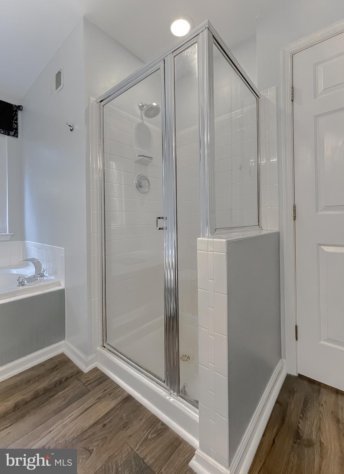 CARRIAGE CROSSING - Residential