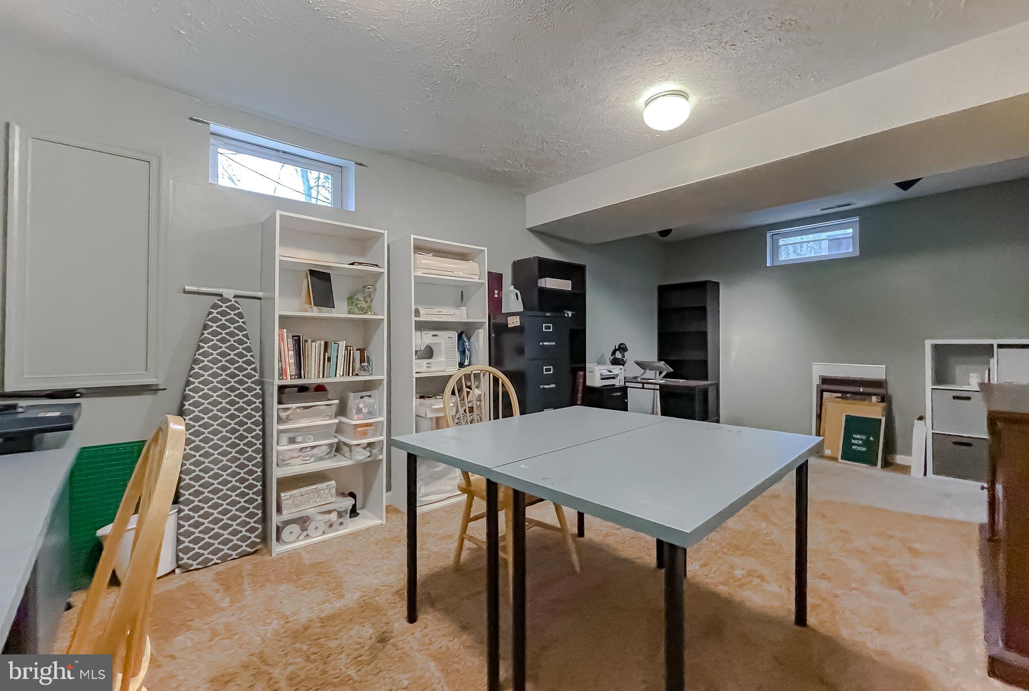 CARRIAGE CROSSING - Residential