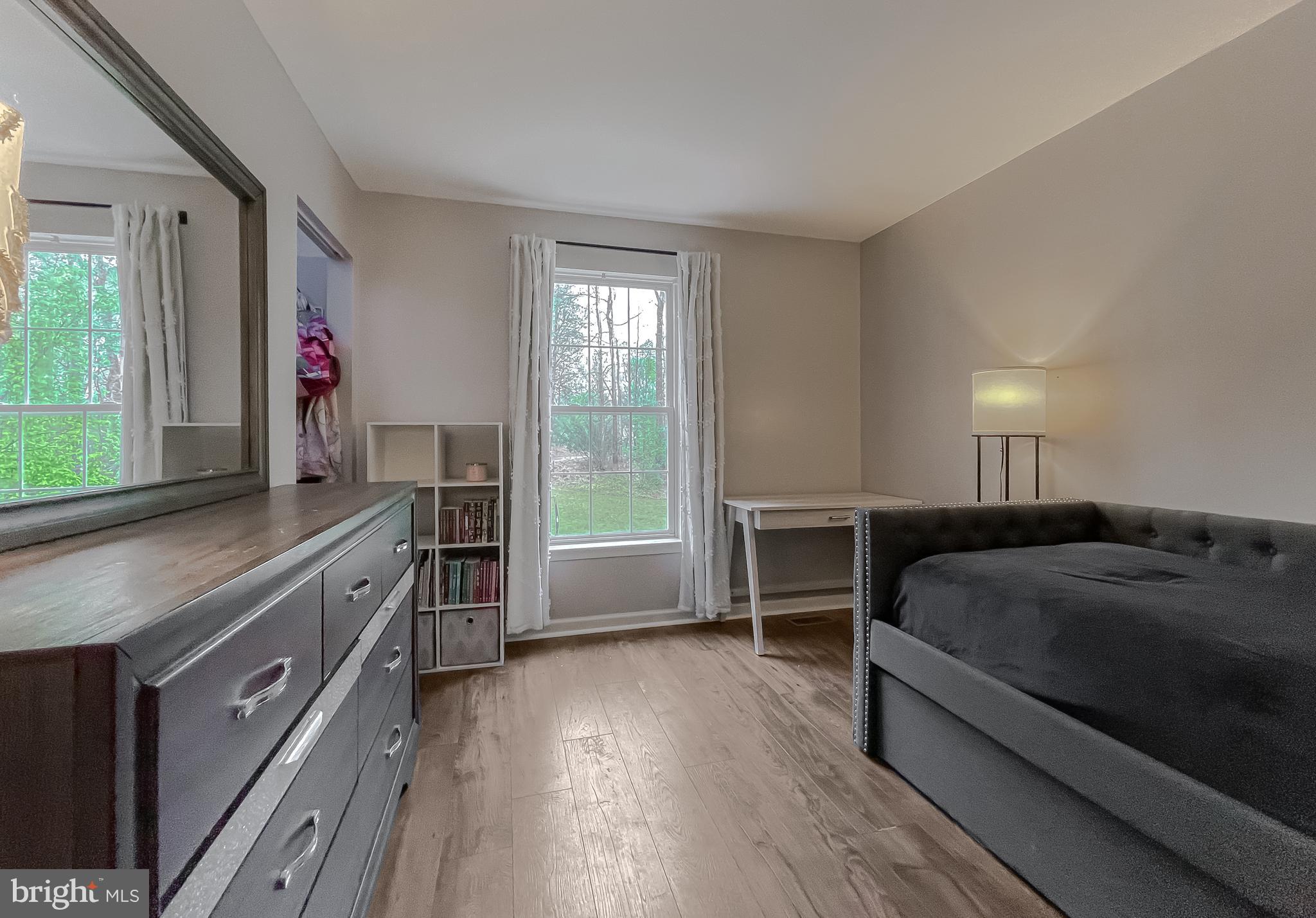 CARRIAGE CROSSING - Residential