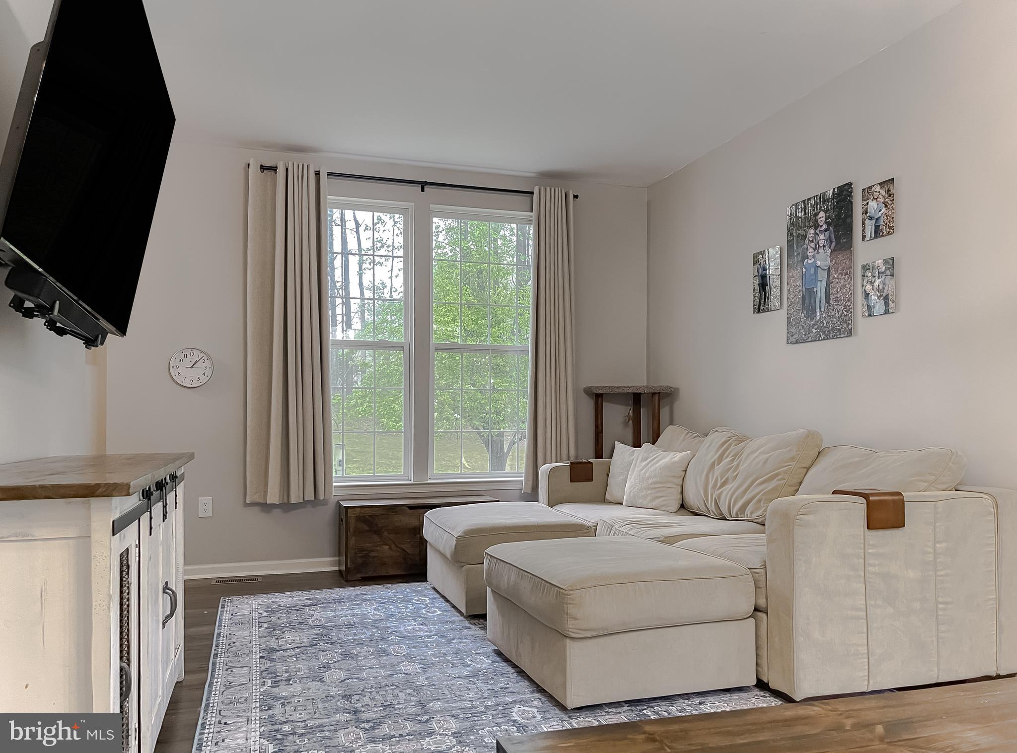 CARRIAGE CROSSING - Residential