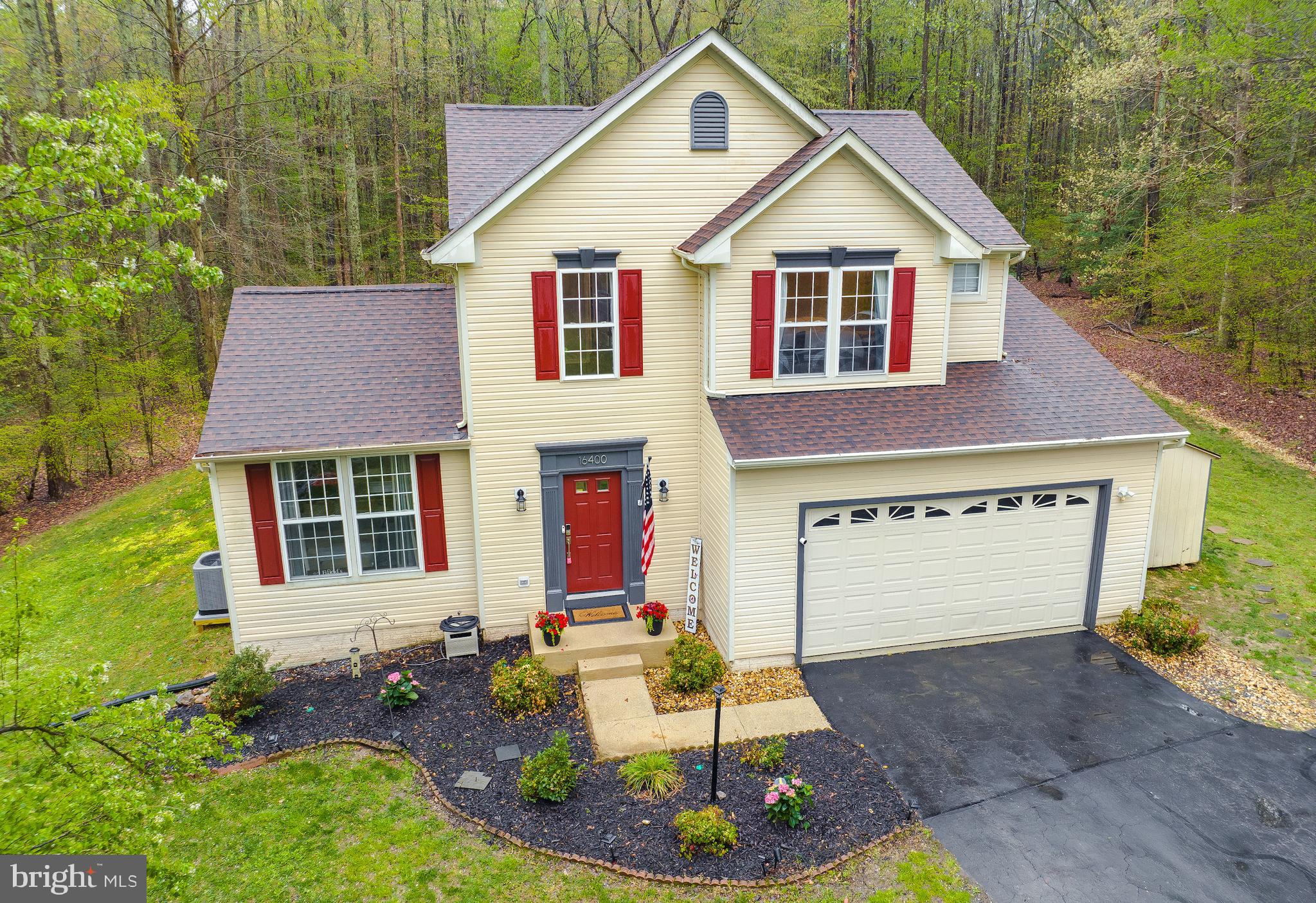 CARRIAGE CROSSING - Residential