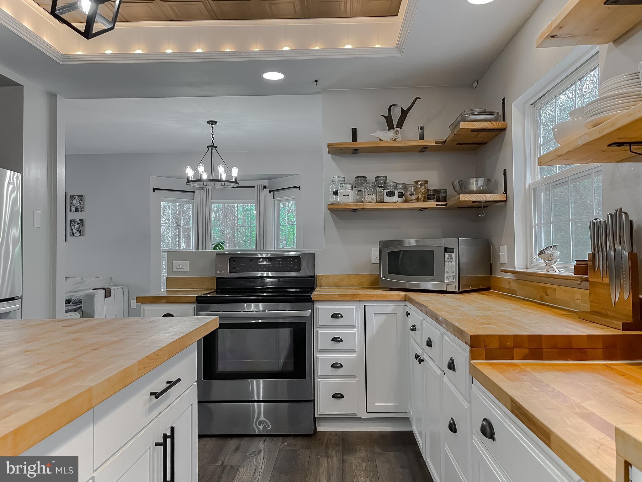 CARRIAGE CROSSING - Residential