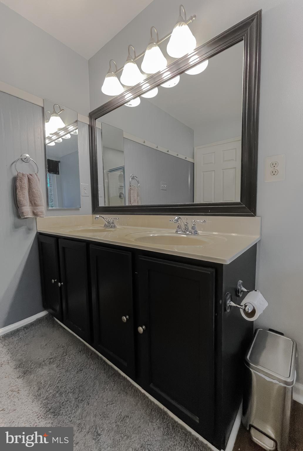 CARRIAGE CROSSING - Residential