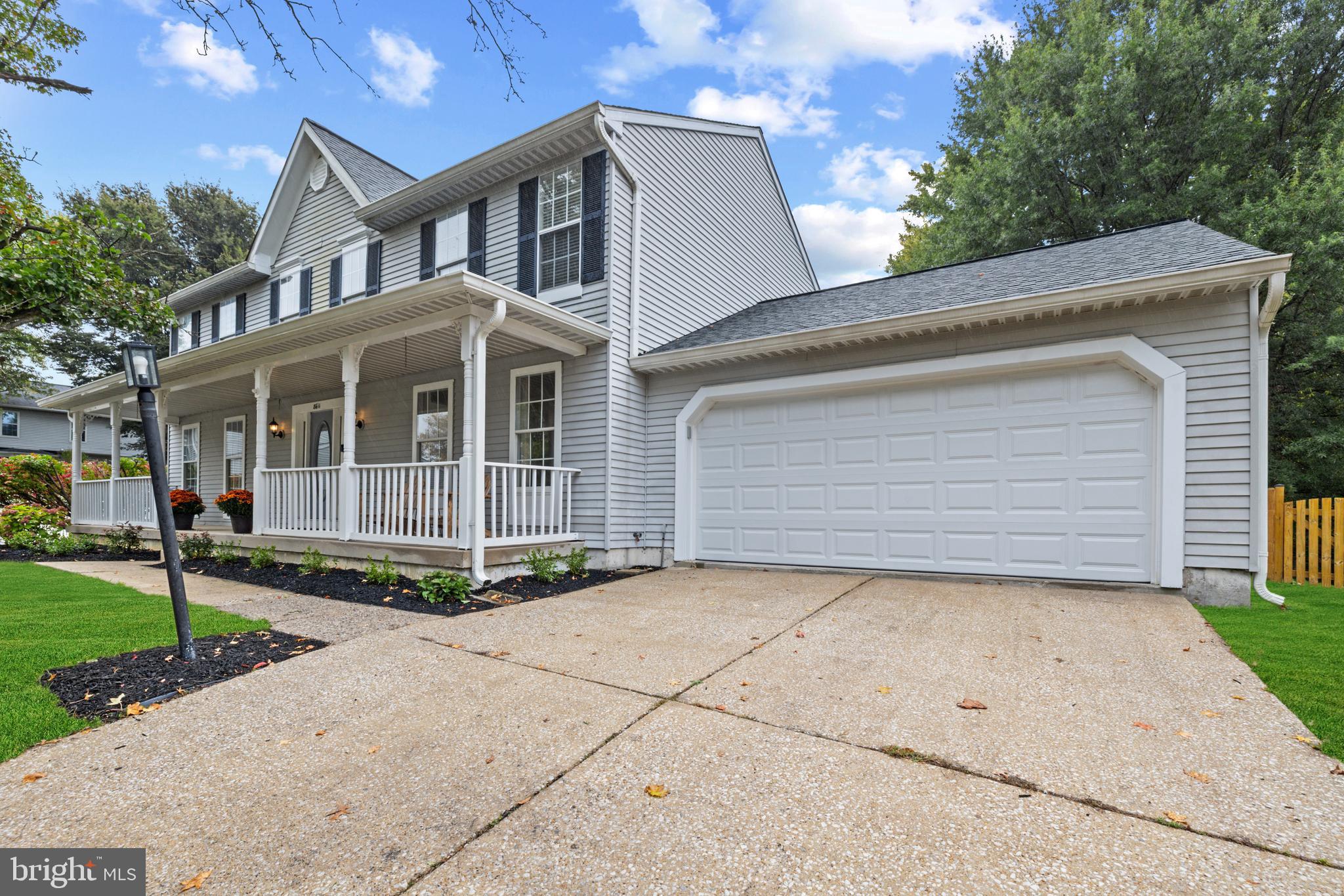 8611 MEADOWSWEET COURT